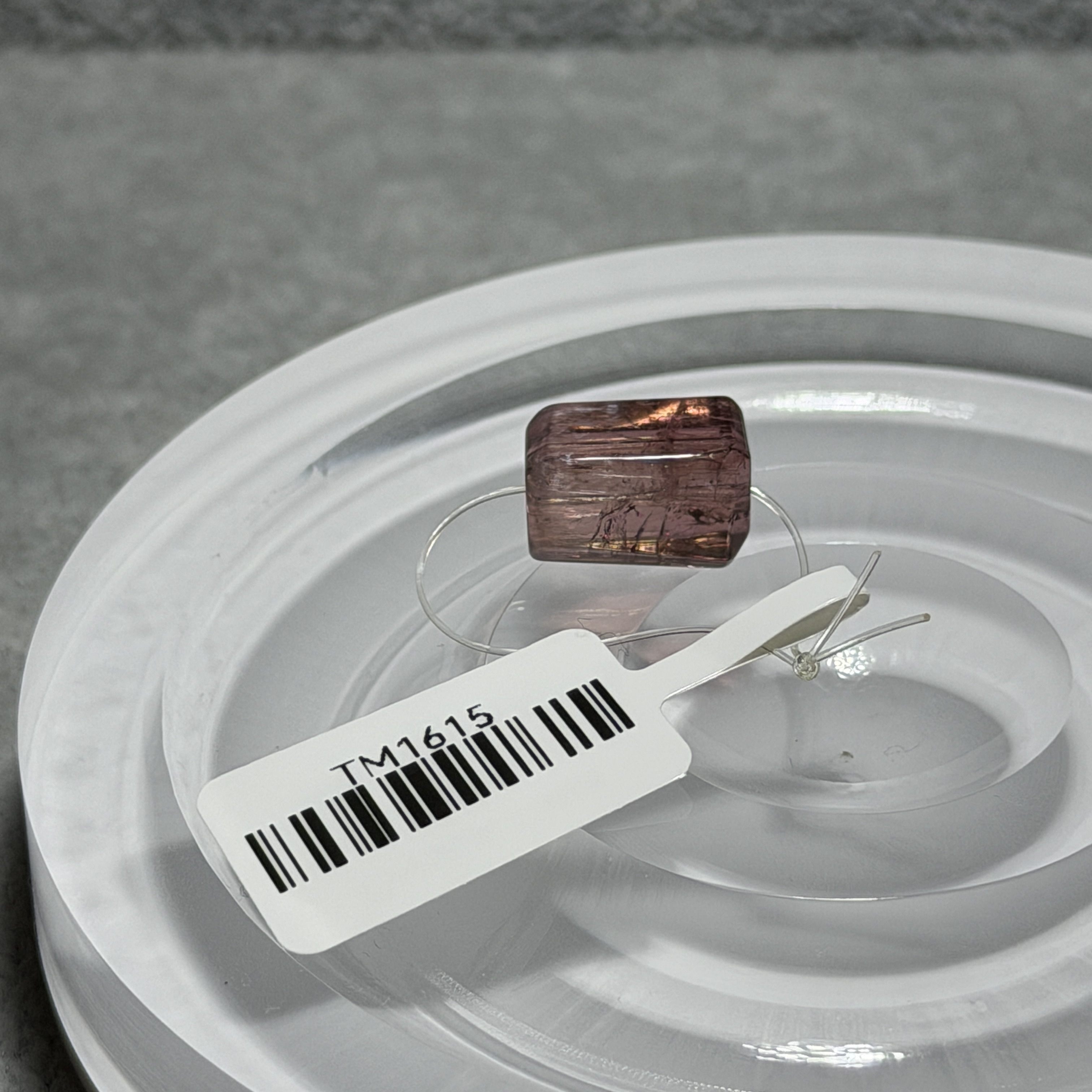 收藏品紅碧璽單珠13.4*8.7 TM1615