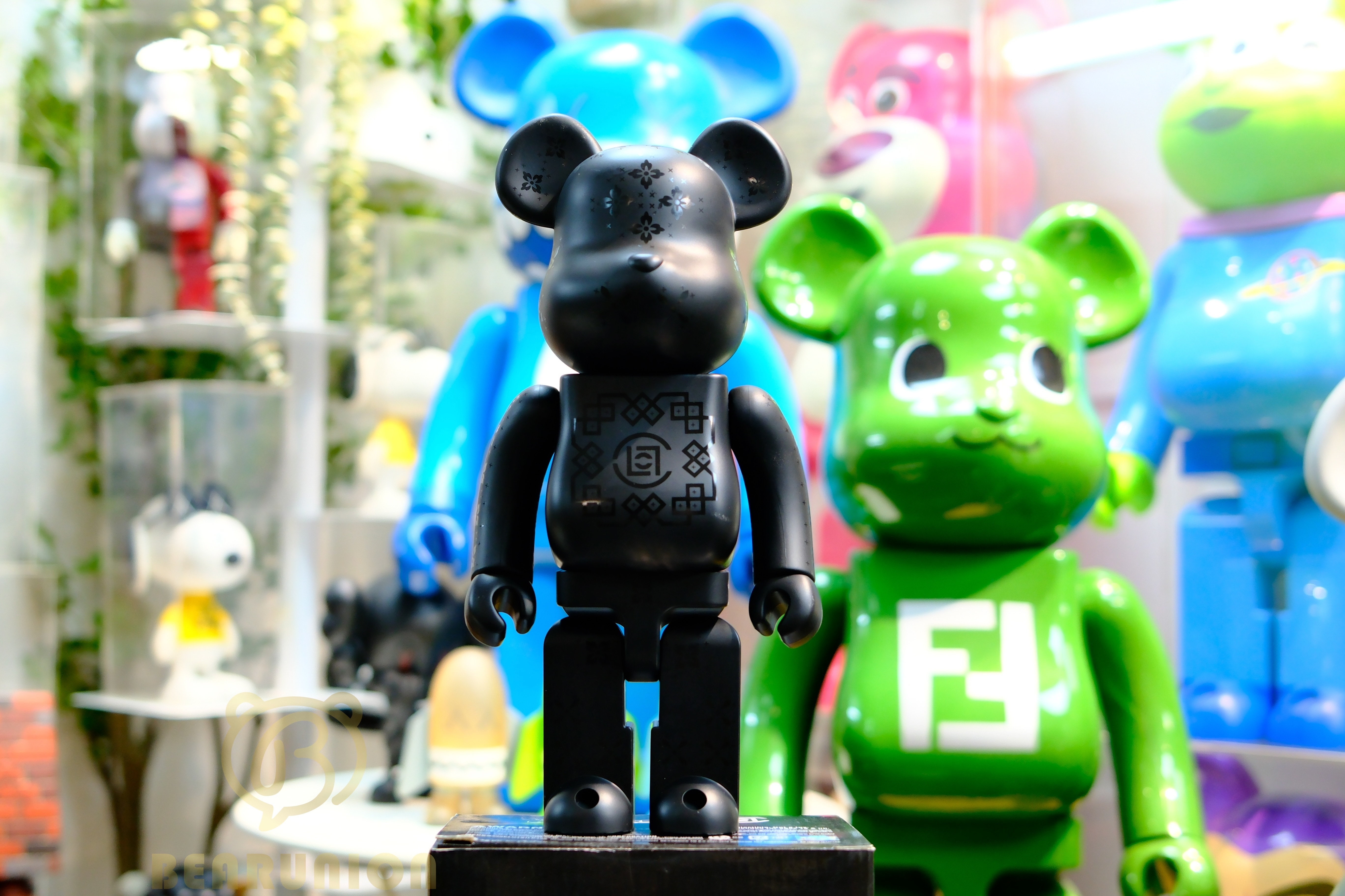 🥇現貨🥇Bearbrick 400% CLOT Royale Silk