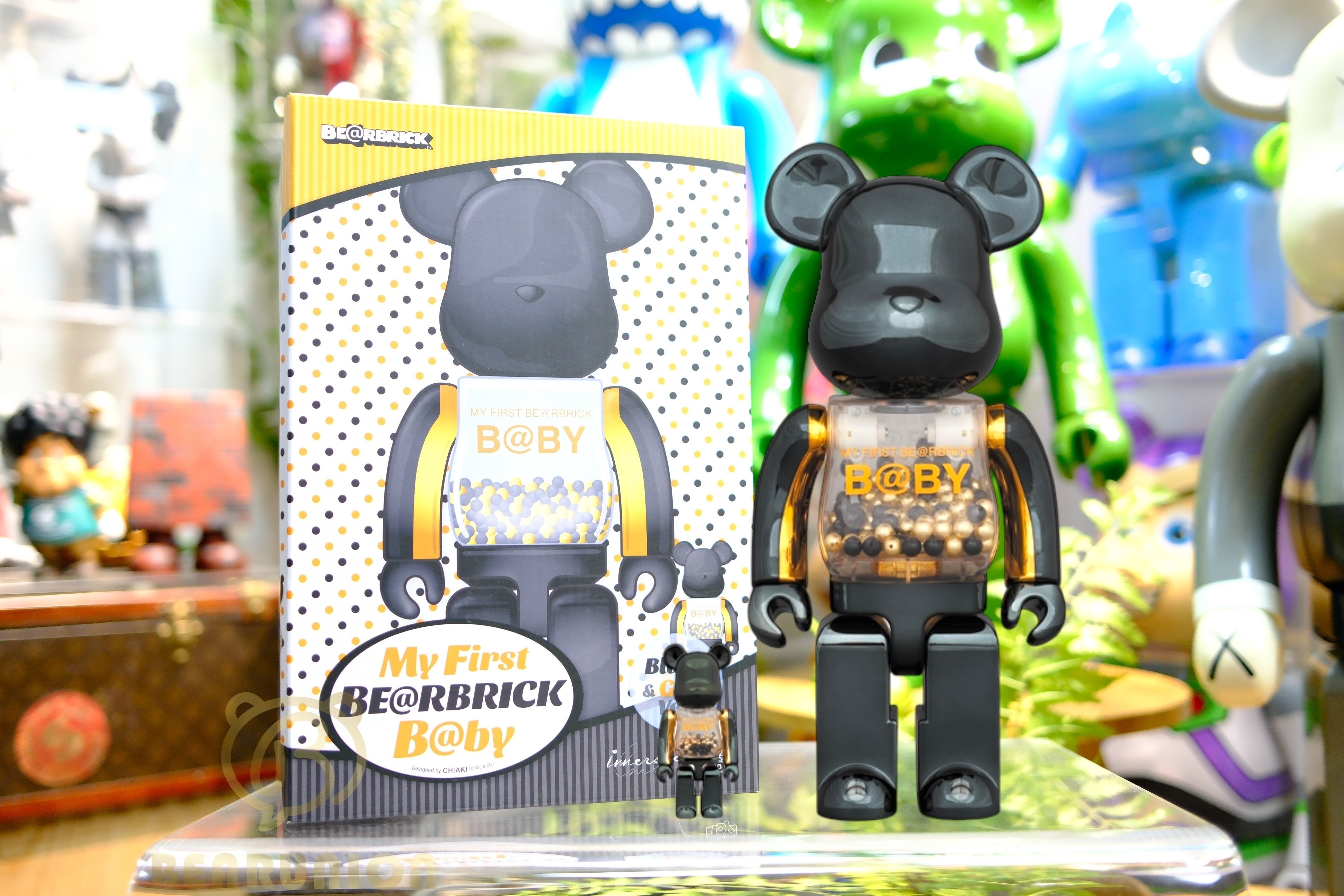 🥇現貨🥇Bearbrick 400% 100% B@BY INNERSECT BLACK & GOLD