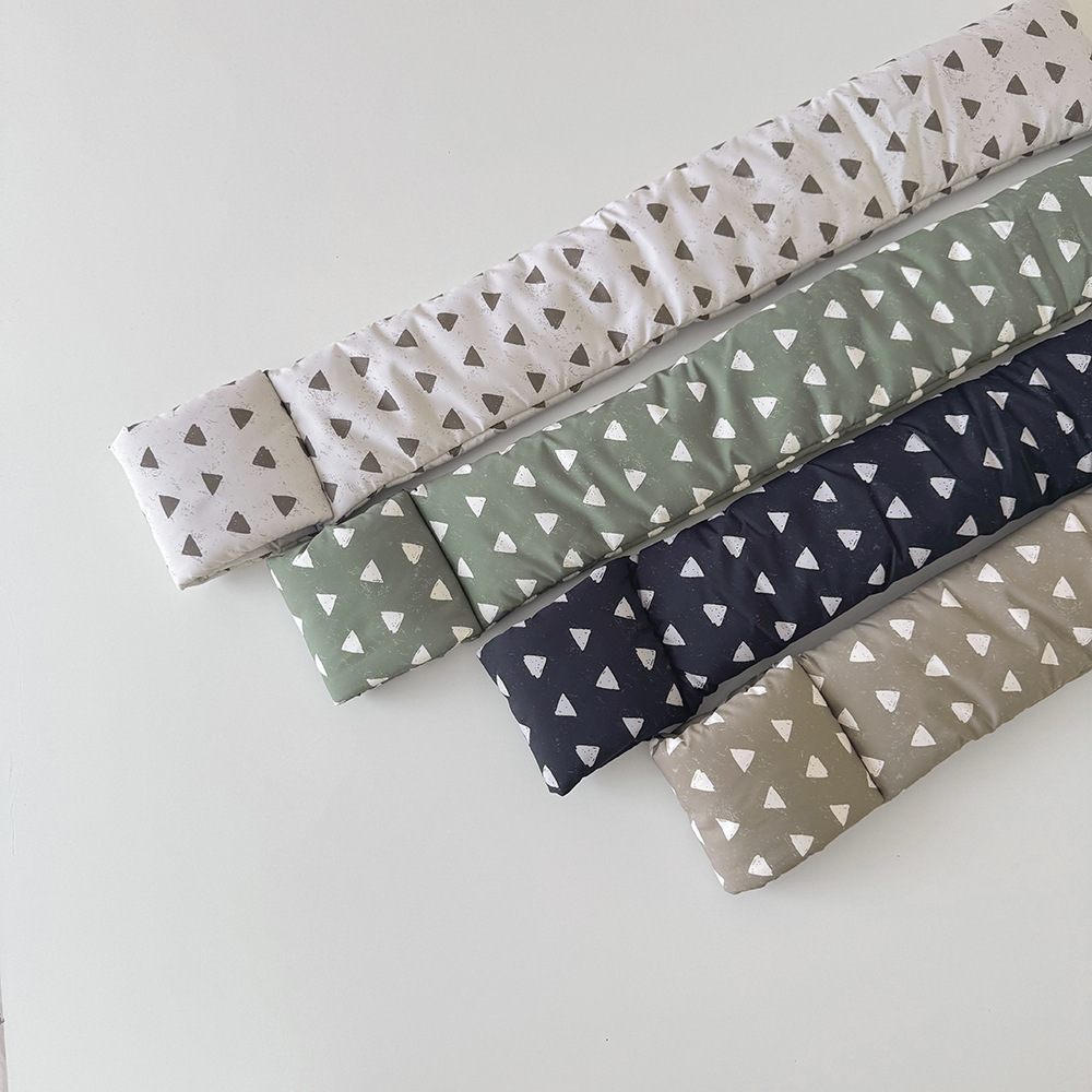 滿印三角保暖交叉圍巾(5-12y)