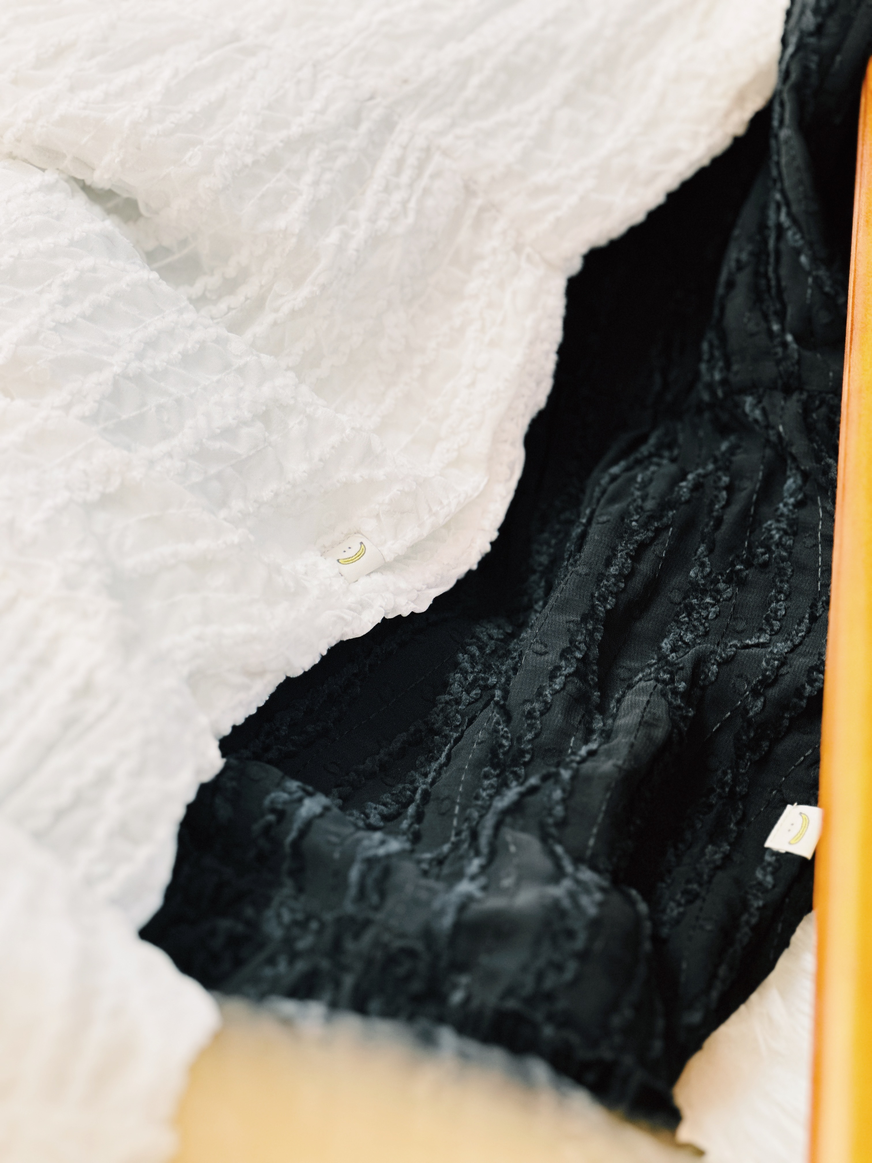 兩色 / 絨毛花紋蛋糕連身裙 / Flocked Pattern Tiered Cami Dress