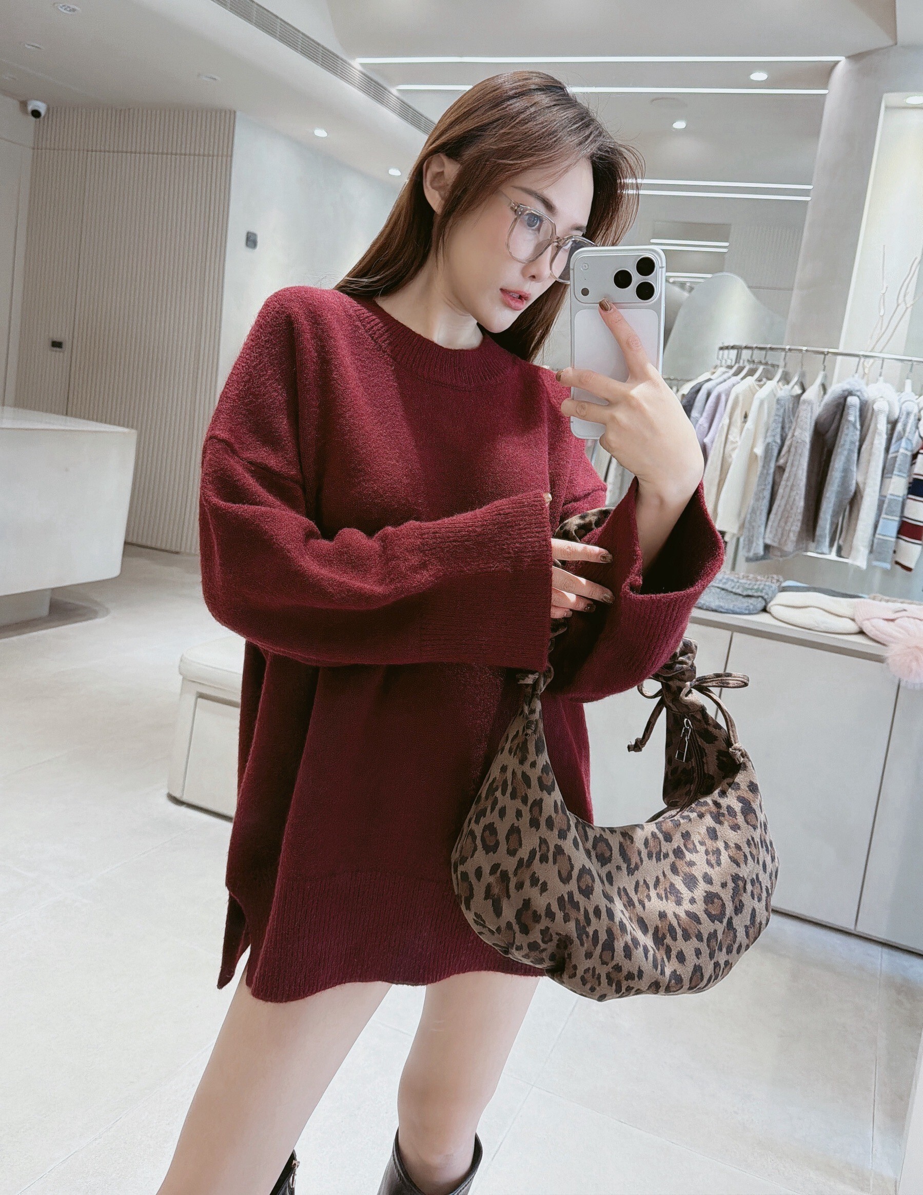 圓領寬袖側開岔長版衣