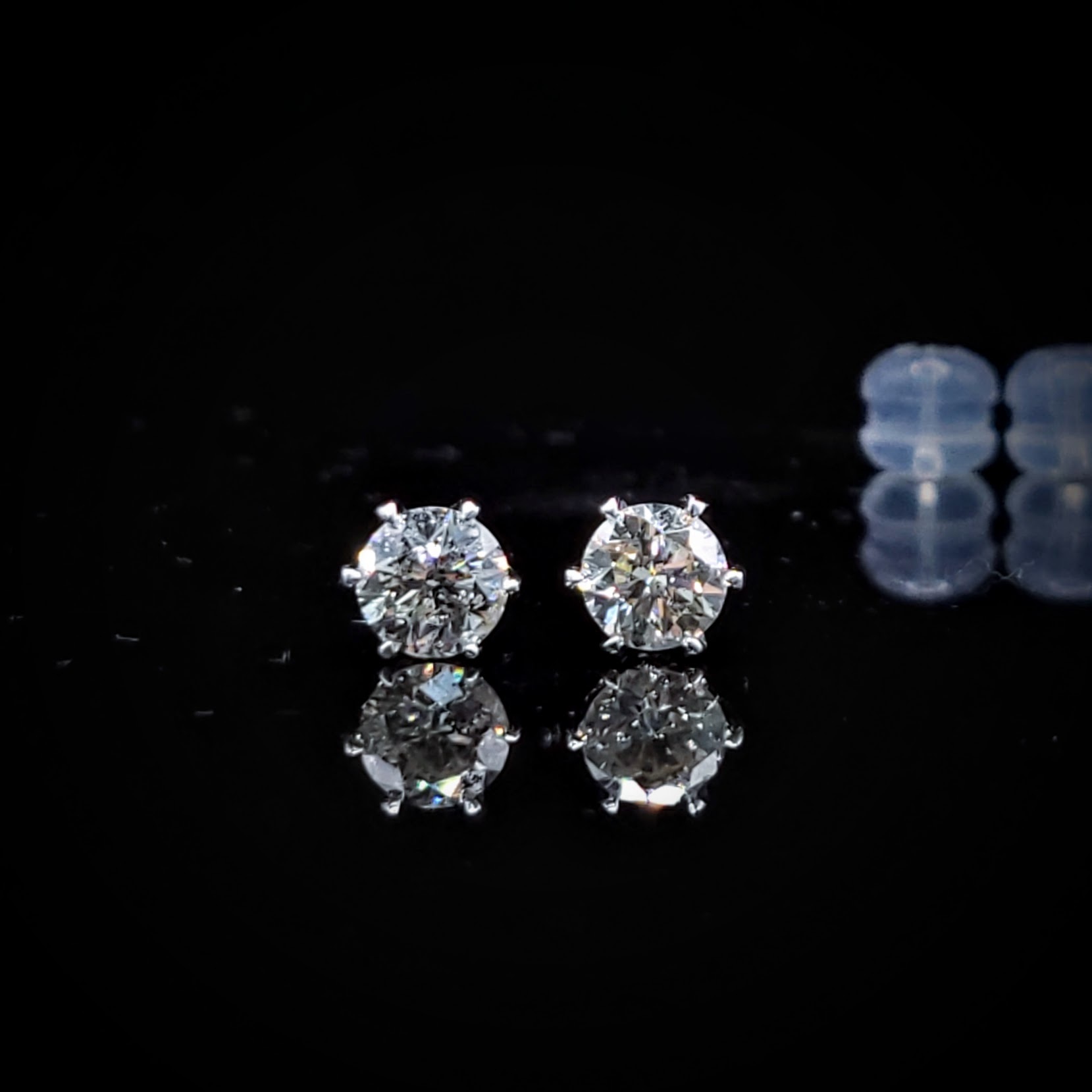 全新18K白金【主石87份鑽石】6爪耳環