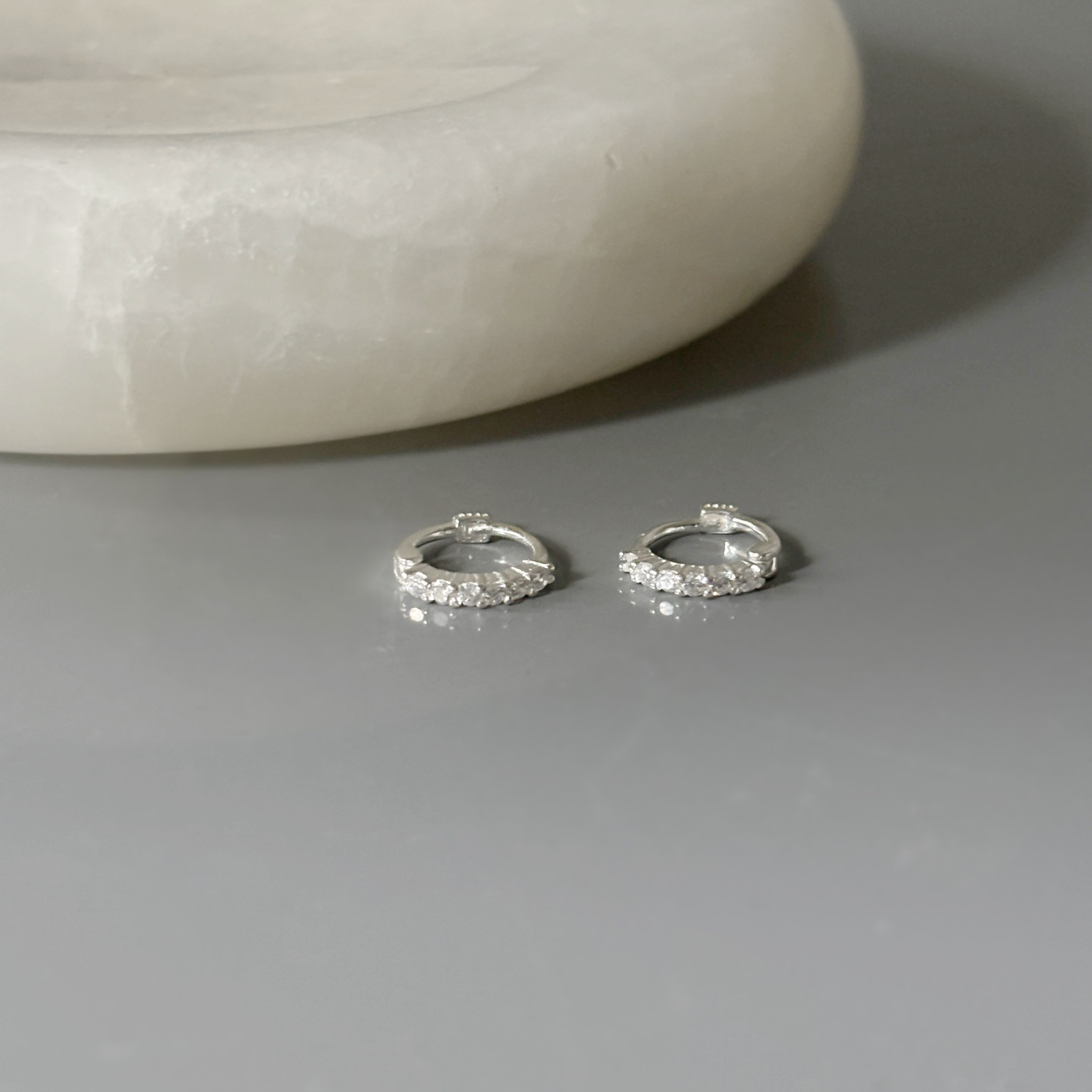 經典鋯石小耳圈