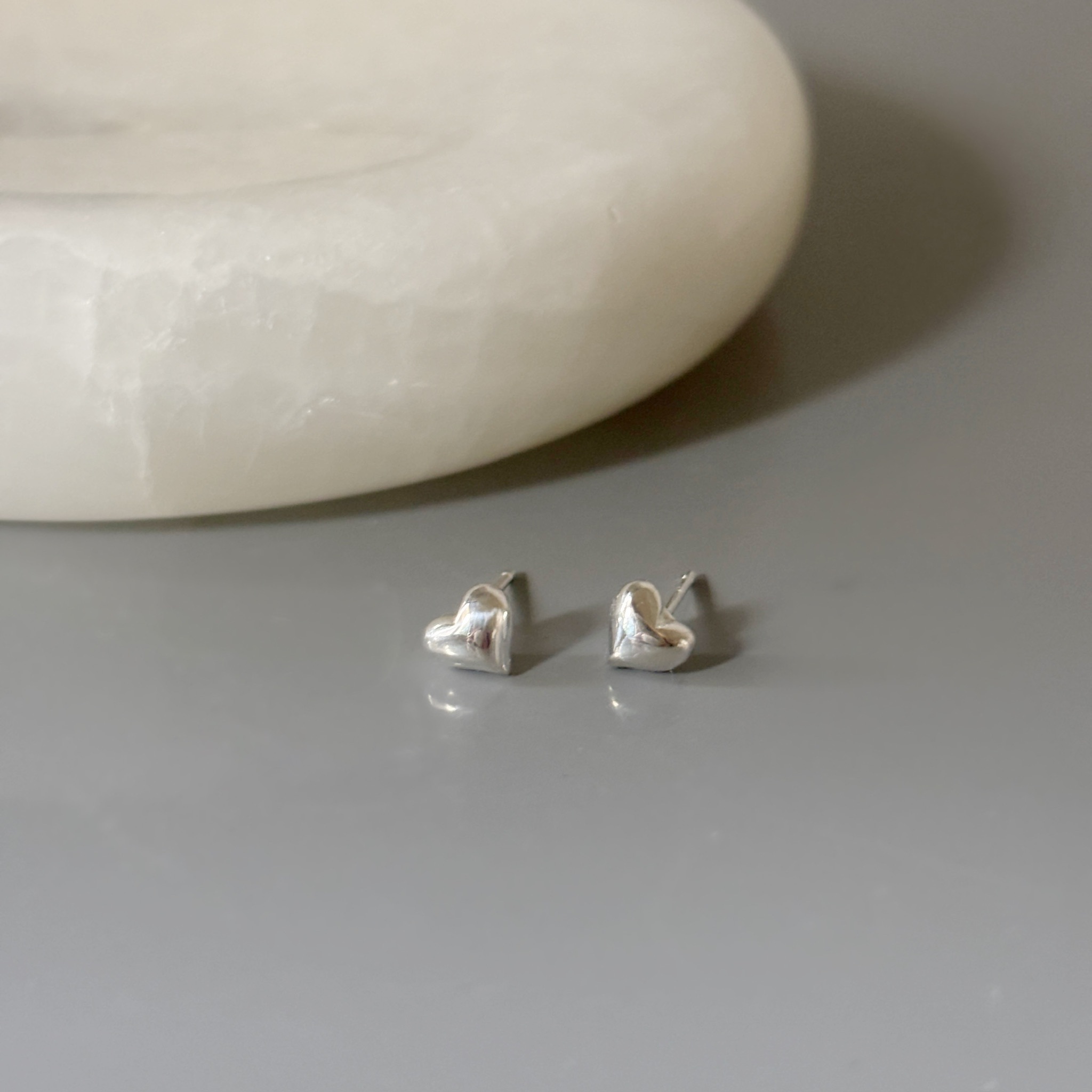 鏡面小愛心耳環