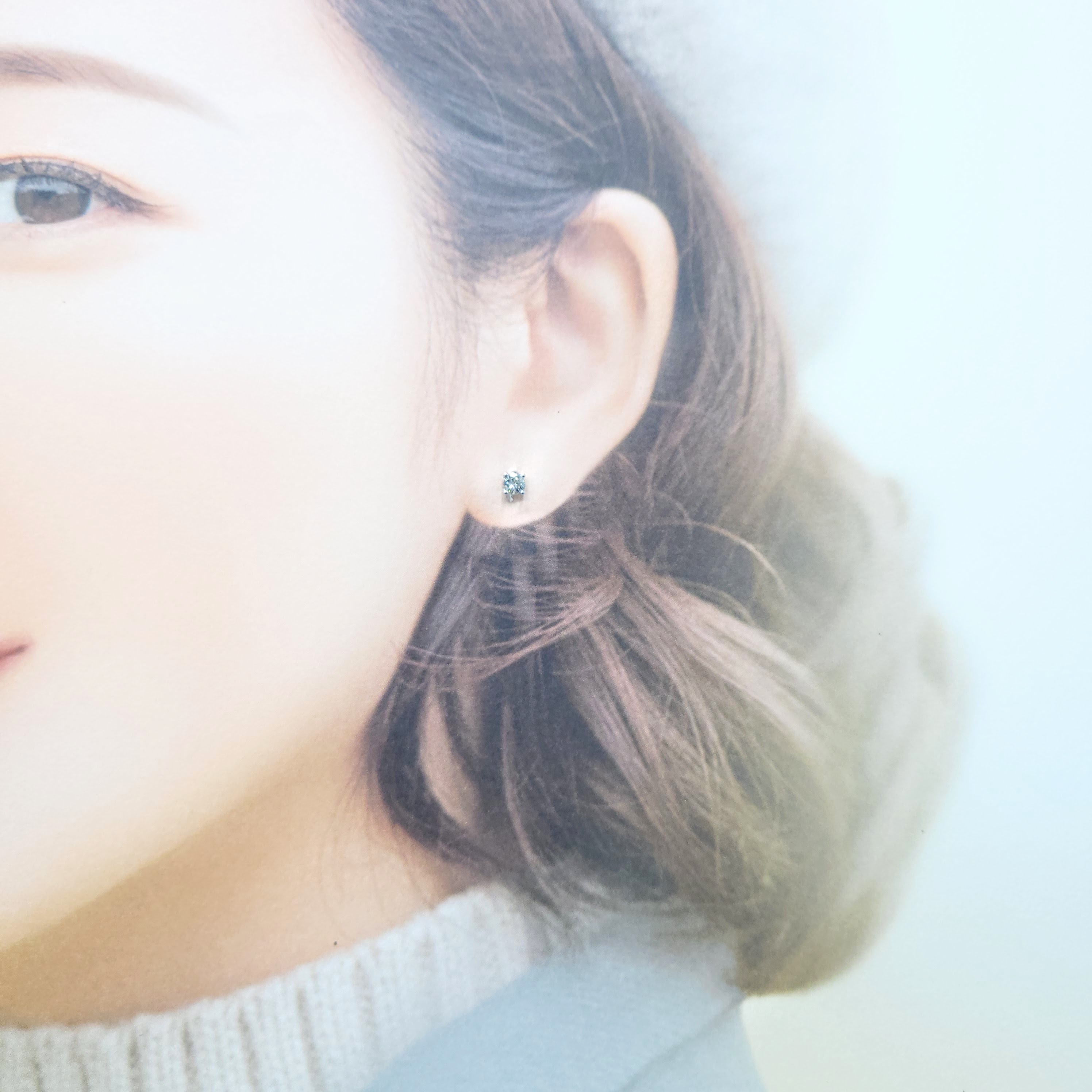 全新18K白金【主石40份鑽石】4爪耳環