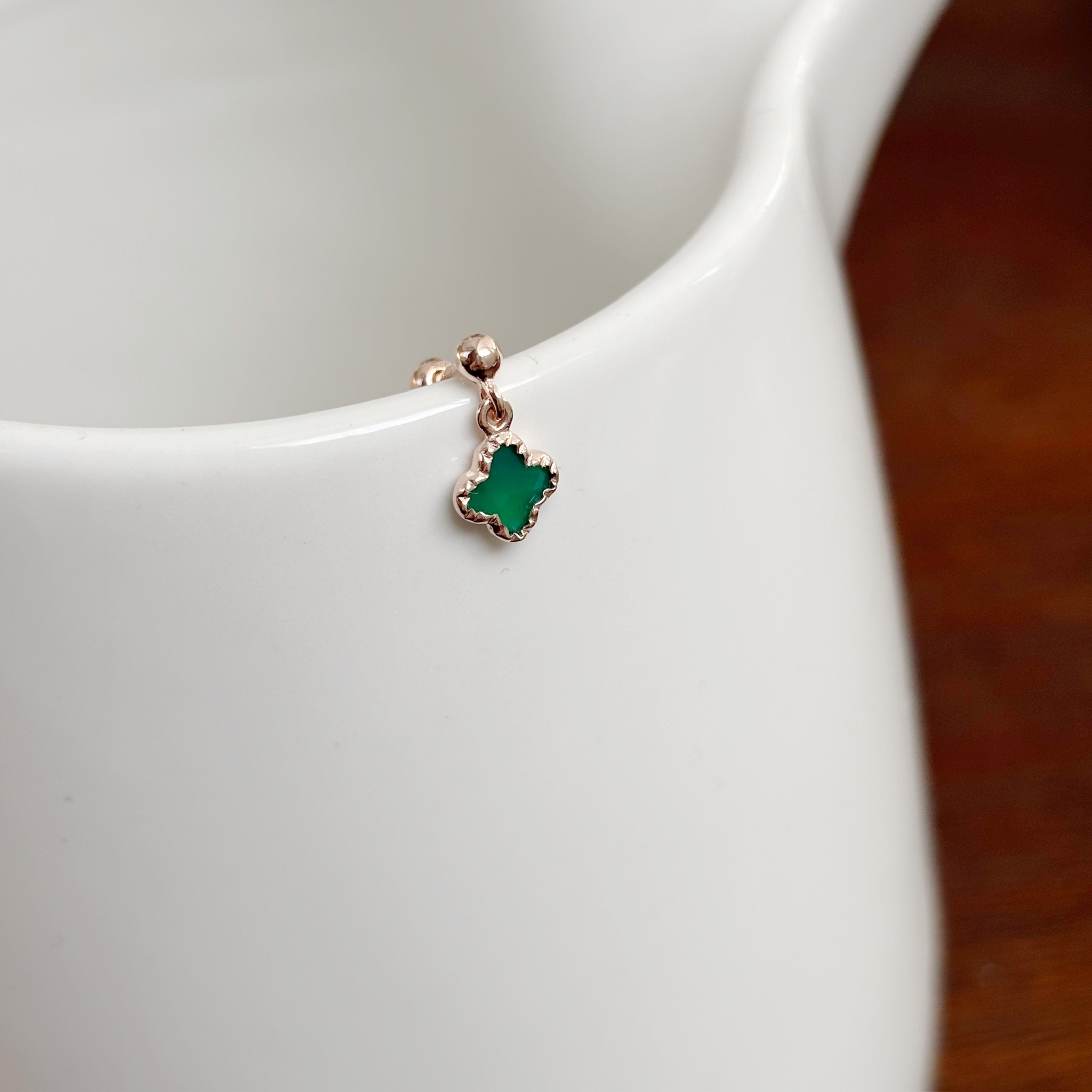 晃晃蛋糕四葉草綠瑪瑙轉珠耳環