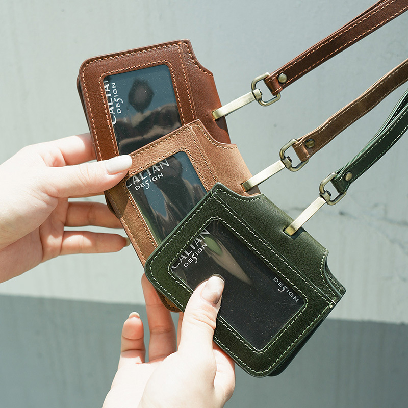 真皮橫式掛脖繩證件套-三色(075031)