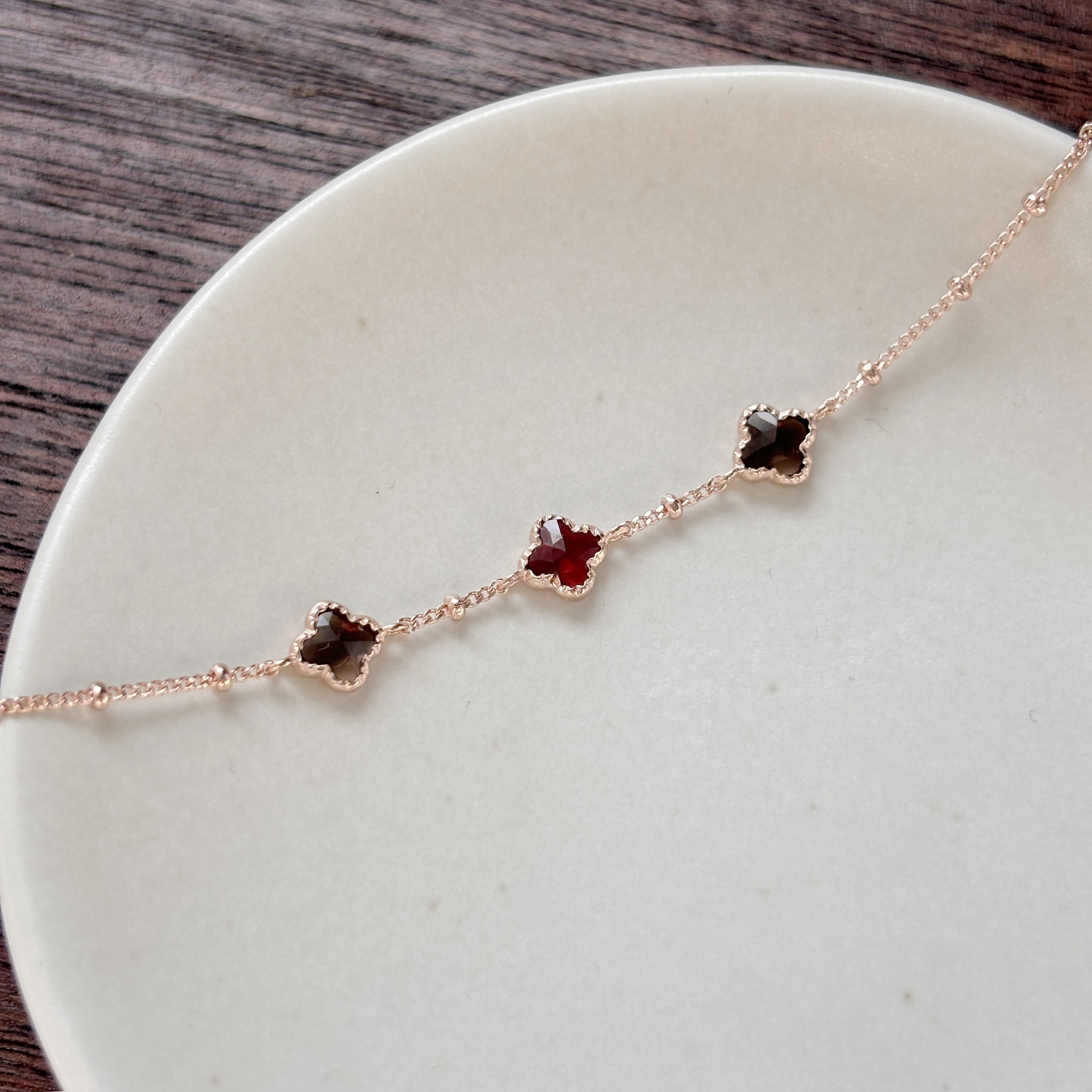 蛋糕四葉草茶晶石榴石手鏈