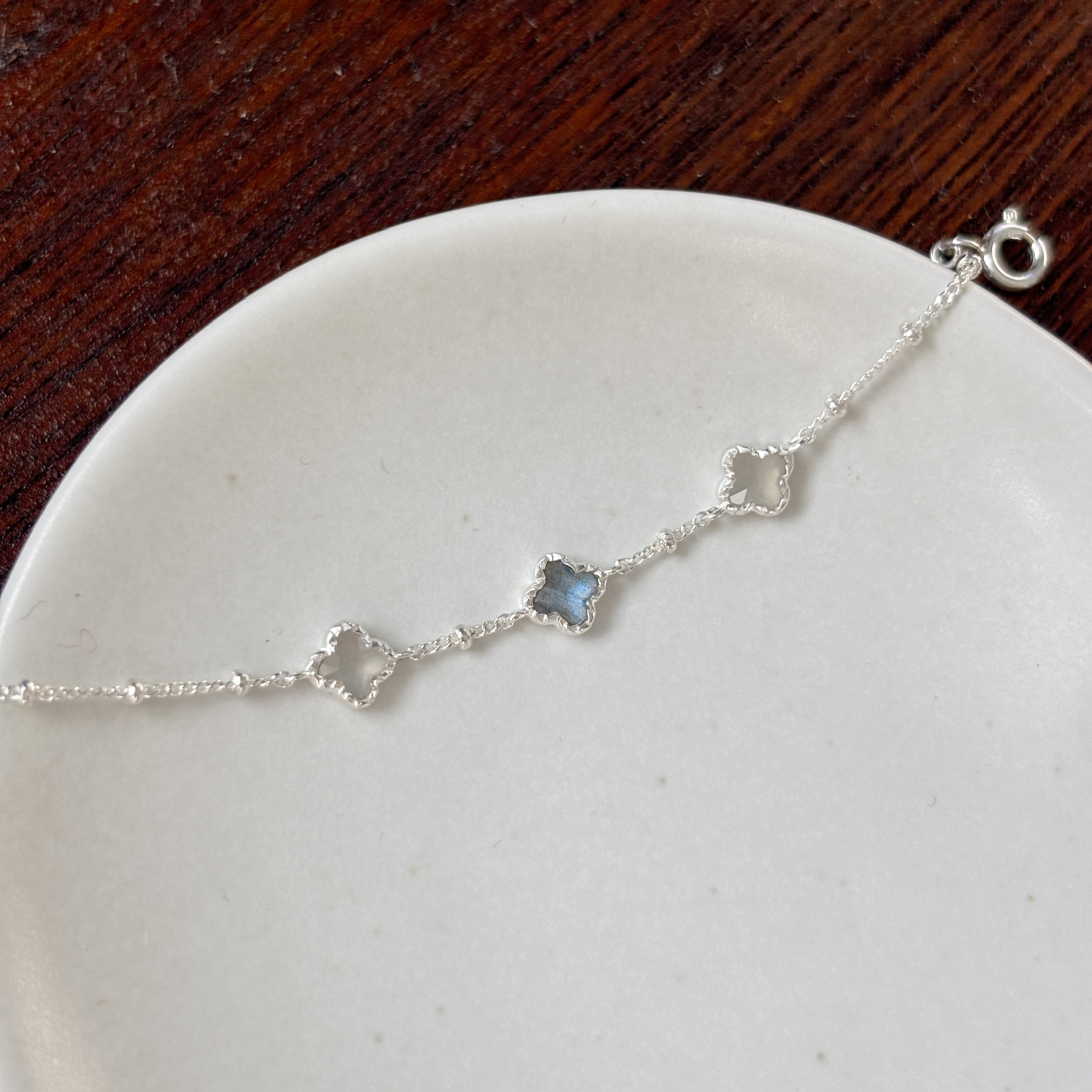 蛋糕四葉草銀月光拉長石手鏈