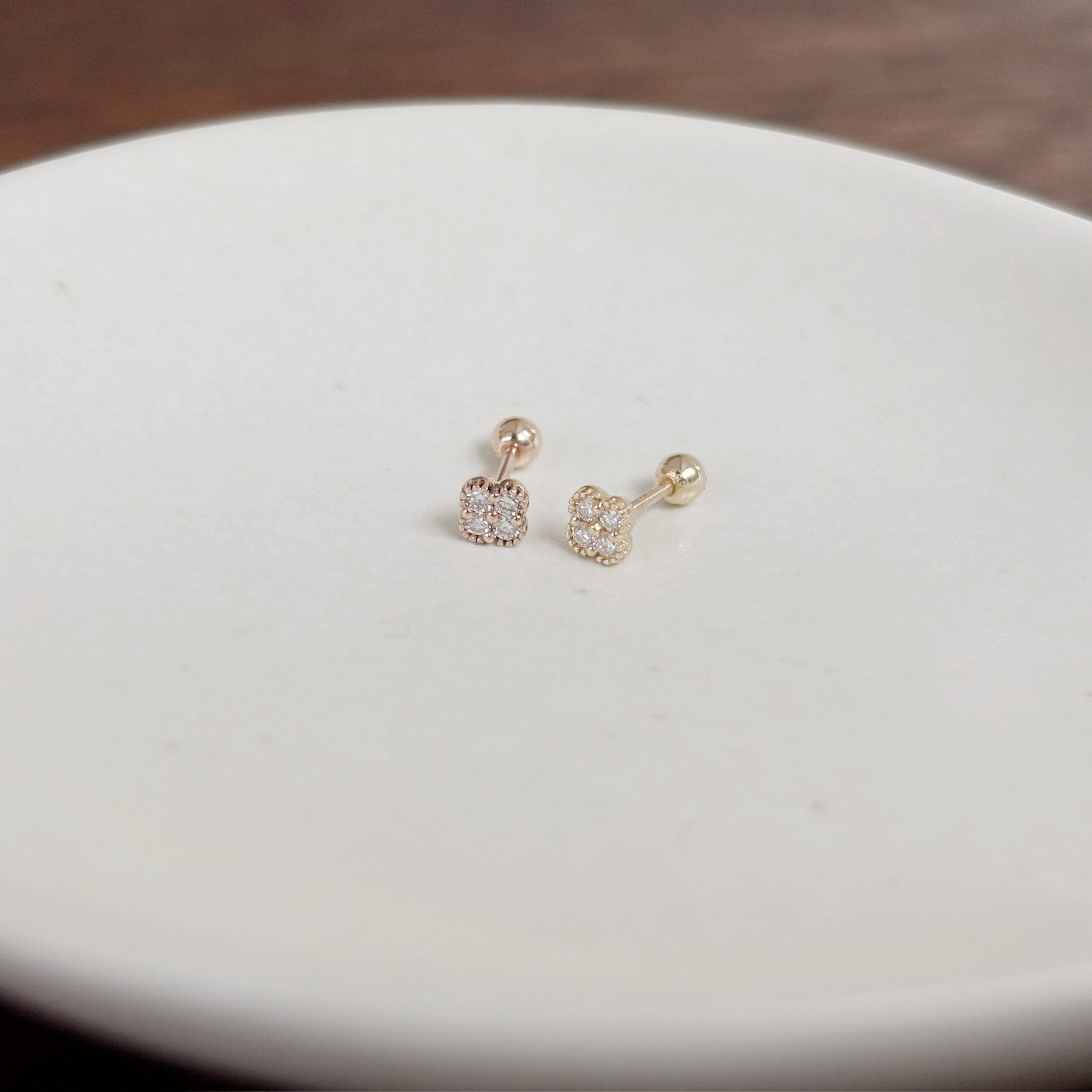 14K四葉草鑽石轉珠耳環