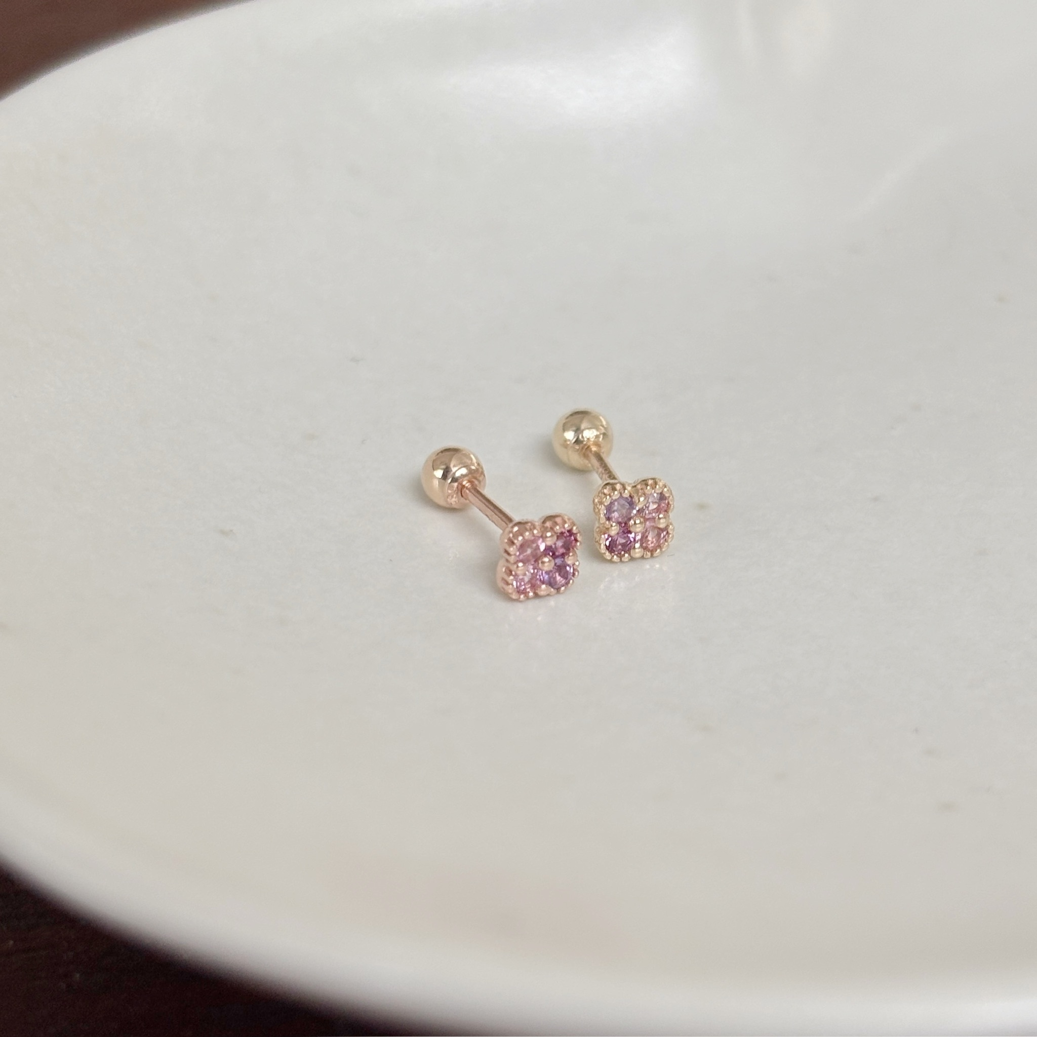 14K四葉草粉紫系寶石轉珠耳環