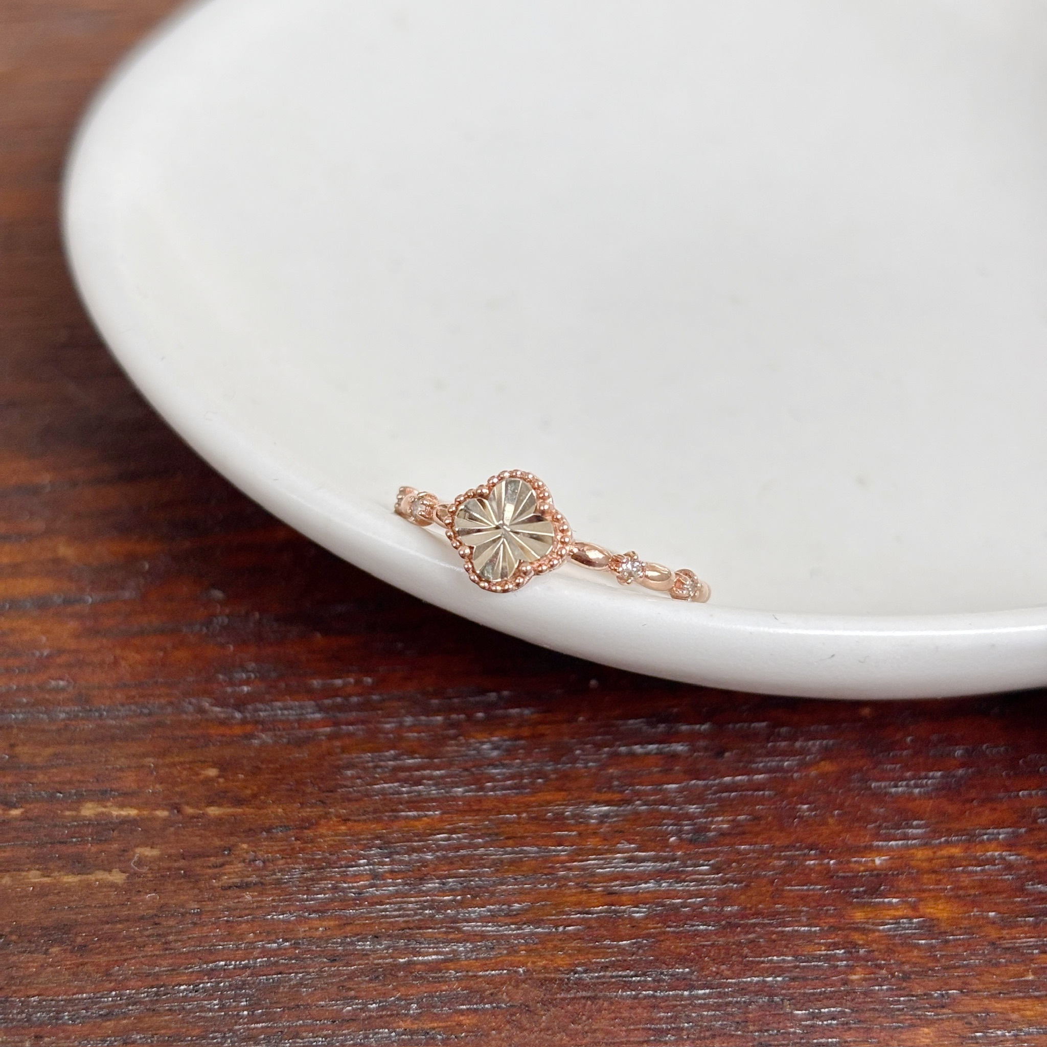 14K混色閃閃四葉草真鑽戒指