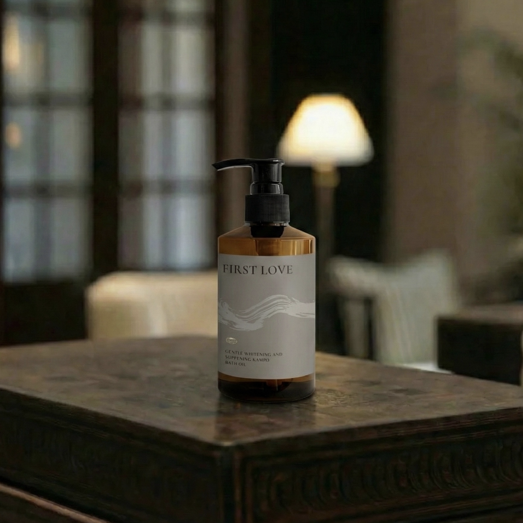 漢方嫩白沐浴油 FIRST LOVE 260mL