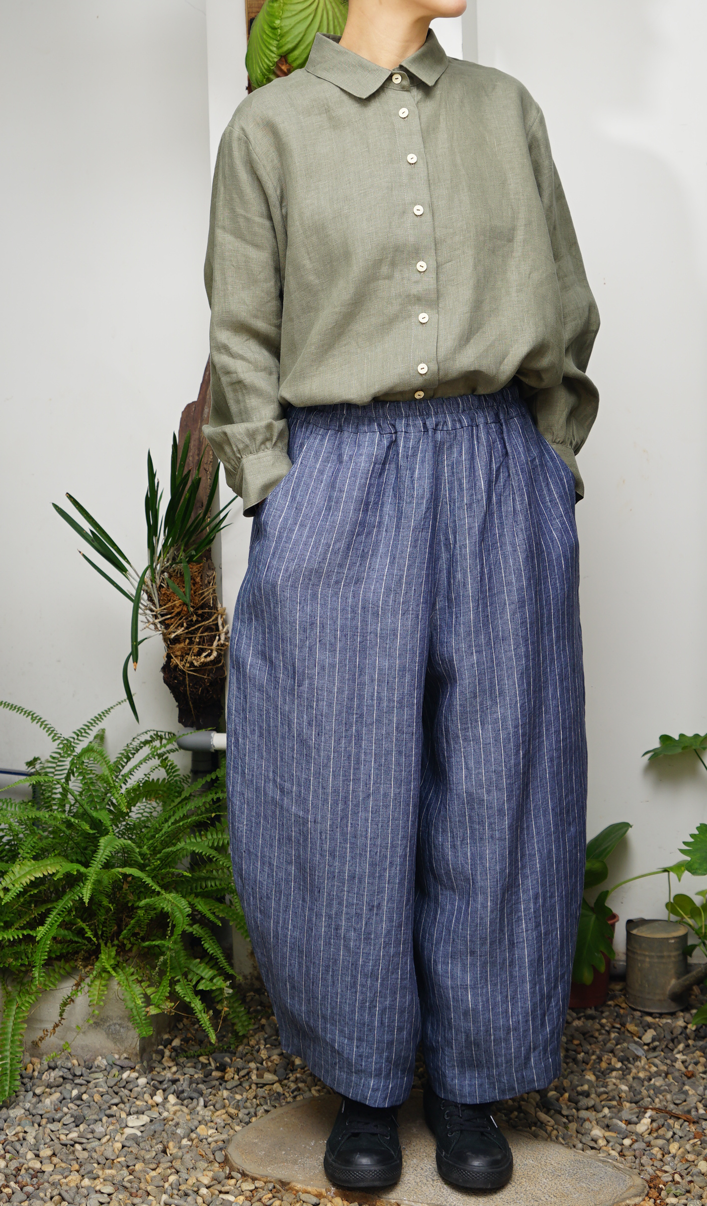 麻 彎刀褲 藍色條紋