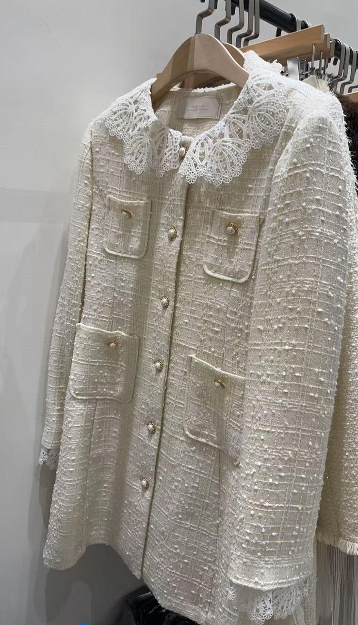 JE38  胸36 腰32   長34  HIP 44   $859 (一口價)