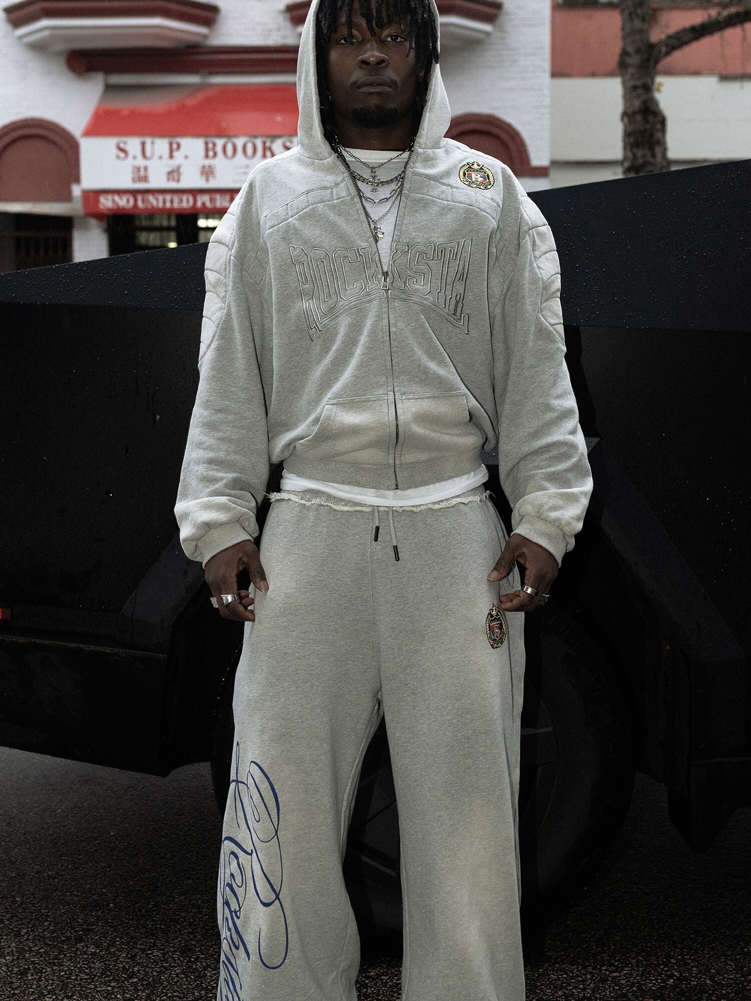 ROCKSTA 灰白雙色 刺繡 連帽運動套裝
