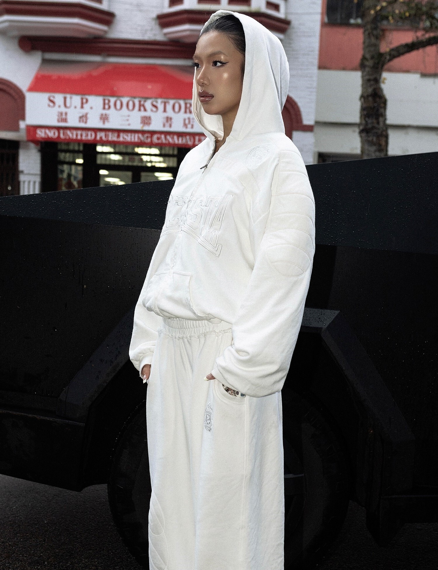 ROCKSTA 灰白雙色 刺繡 連帽運動套裝