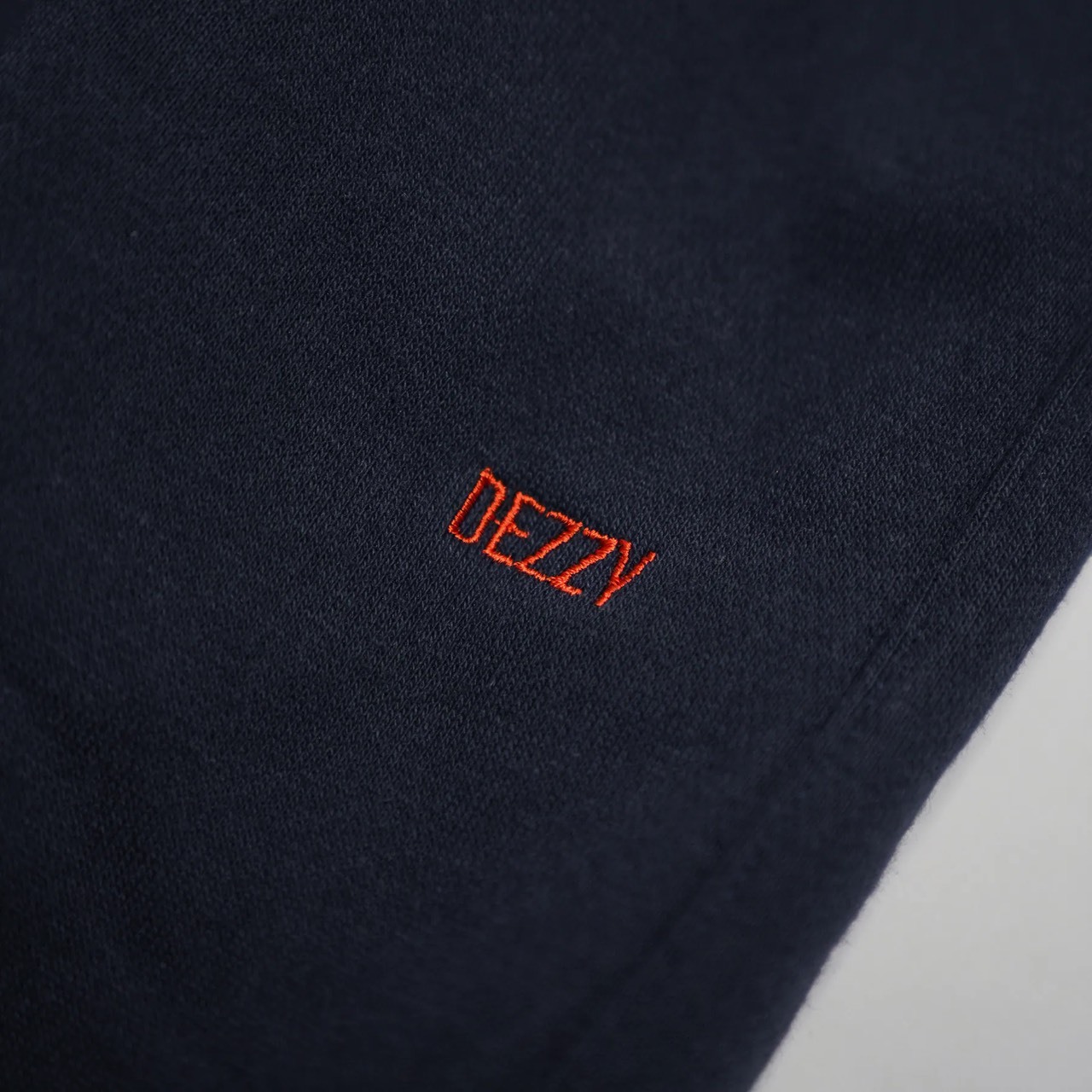 DEZZY ® 內摺氣球刺繡長褲-海軍藍