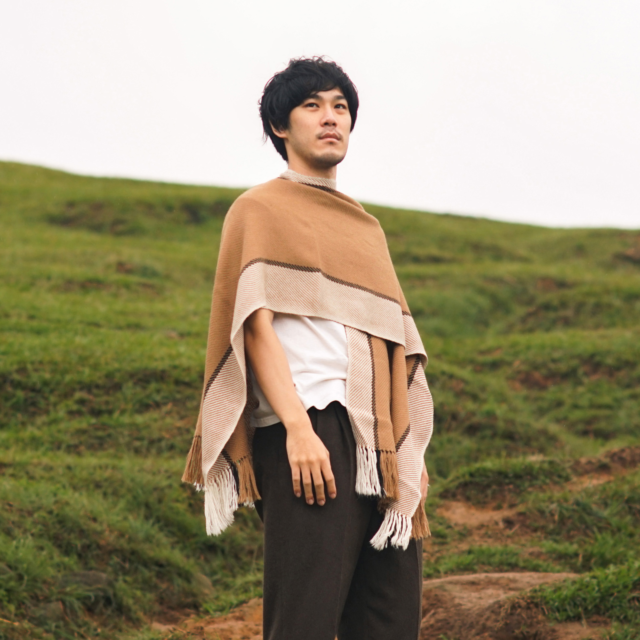 【限量】安地斯羊駝斗篷｜沙影｜秘魯