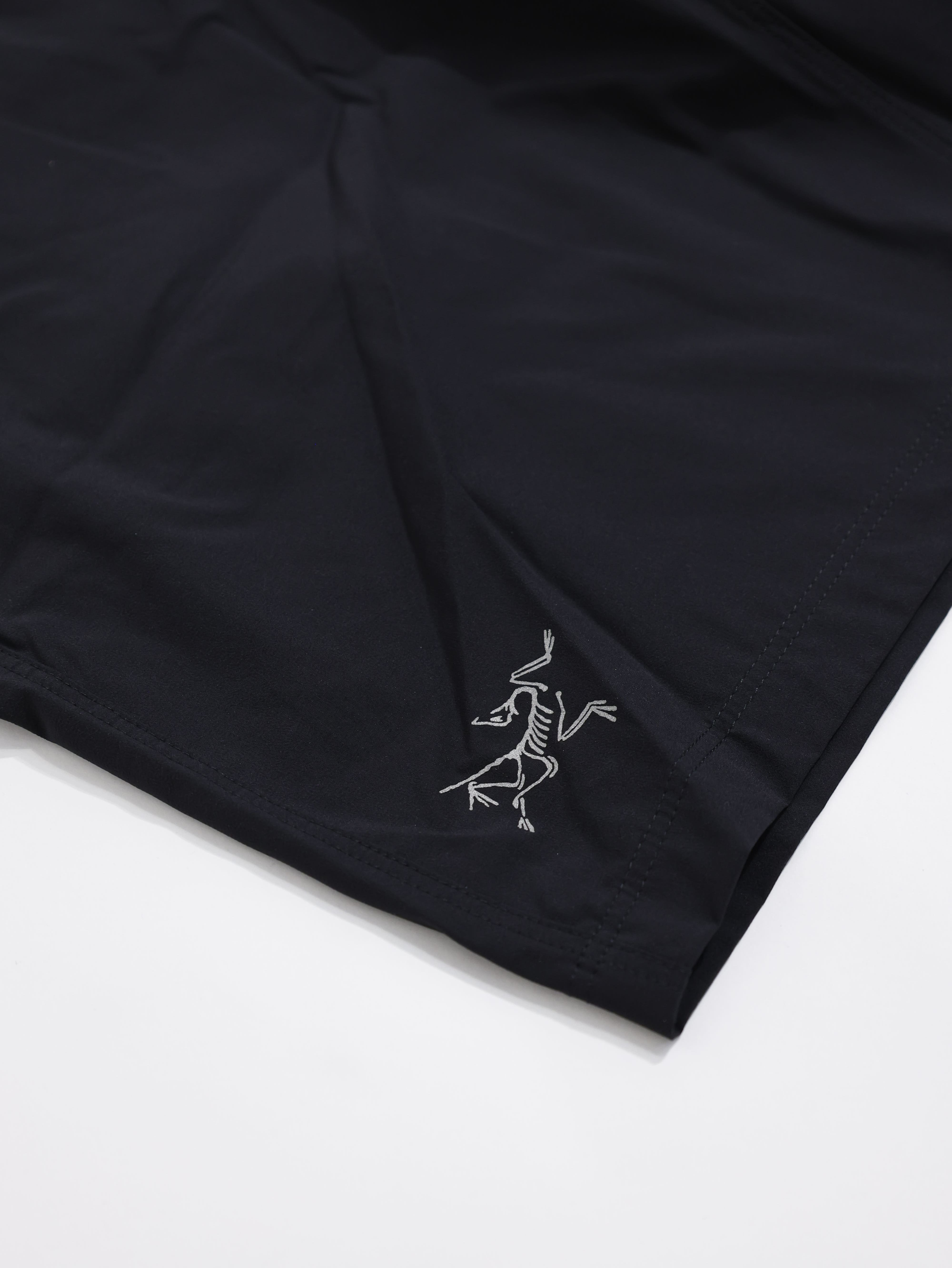 ARCTERYX 始祖鳥 男 Incendo Short 9'' M  彈性短褲 X000007791