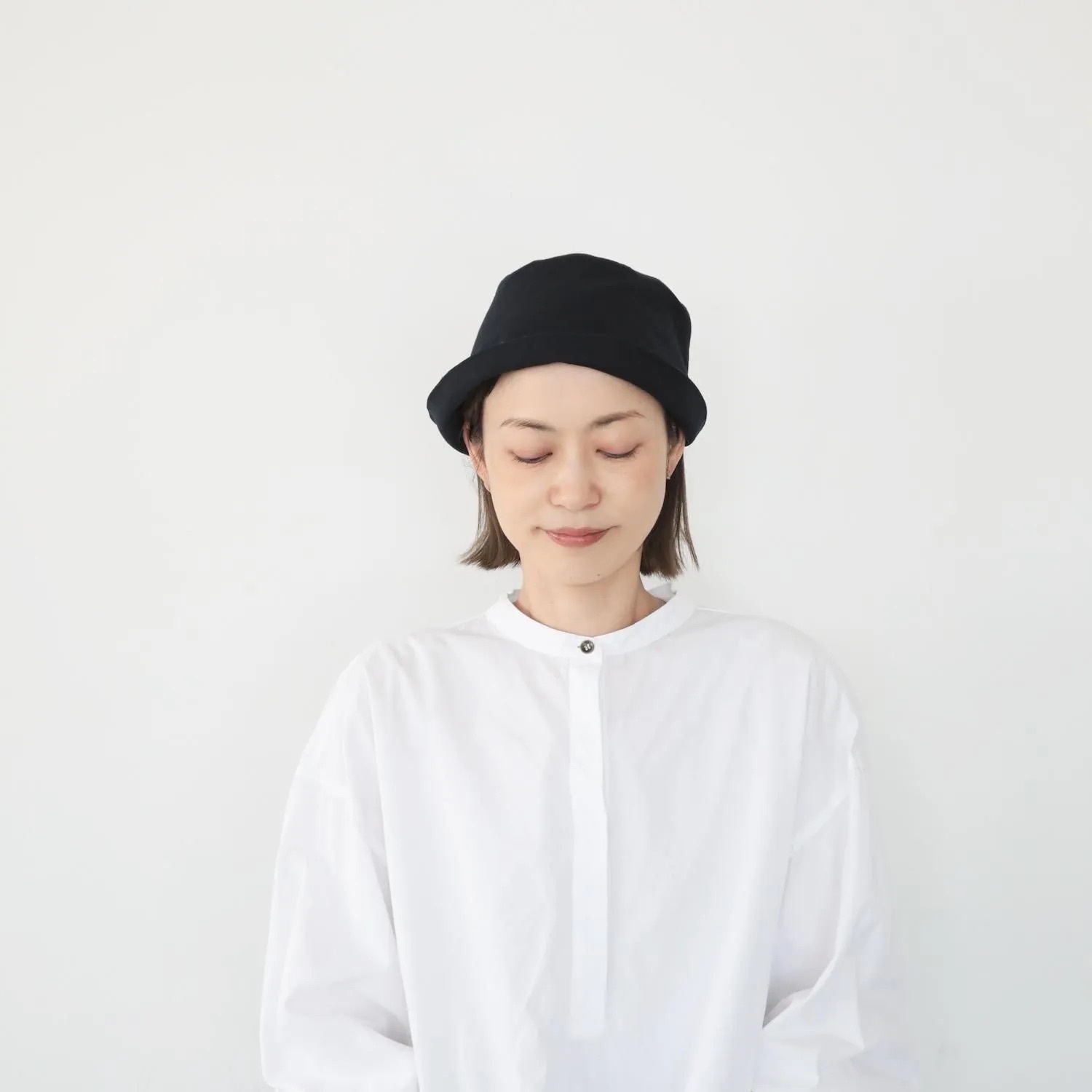 OMABOW 斜邊帽PorkHat 黑