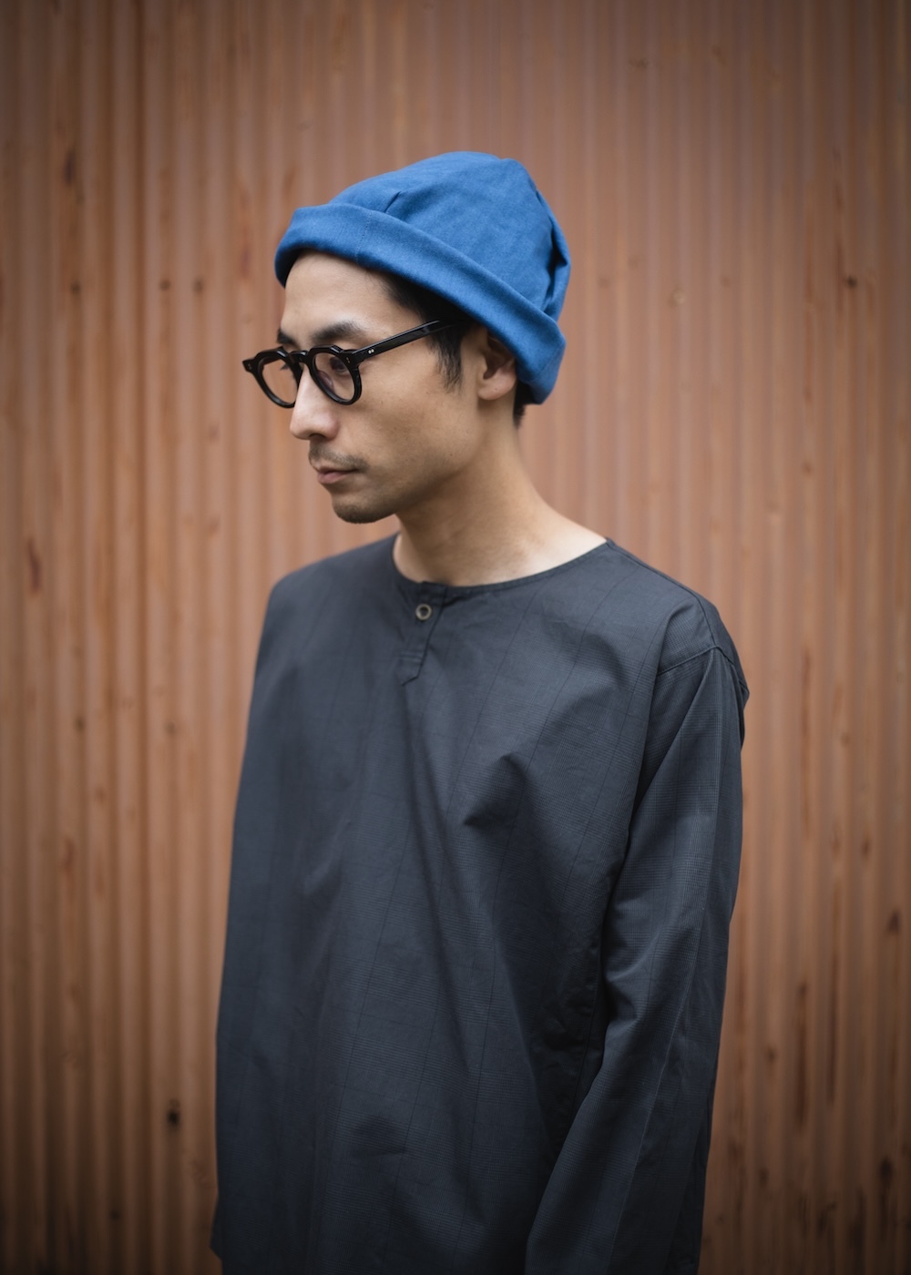 OMABOW 捲邊扭轉帽Kururi 藍