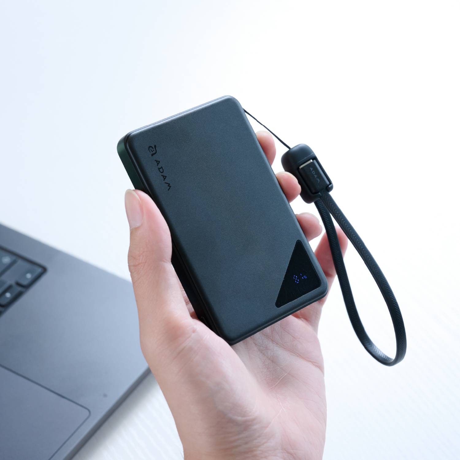 VIONTA A5 Qi2 Solid-State Power Bank
