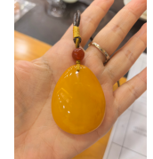 [S] GEMZ & CO AMBER TXRY06 Explosive Chicken Fat Yellow Irregular Shape Pendant, A65 (A65)
