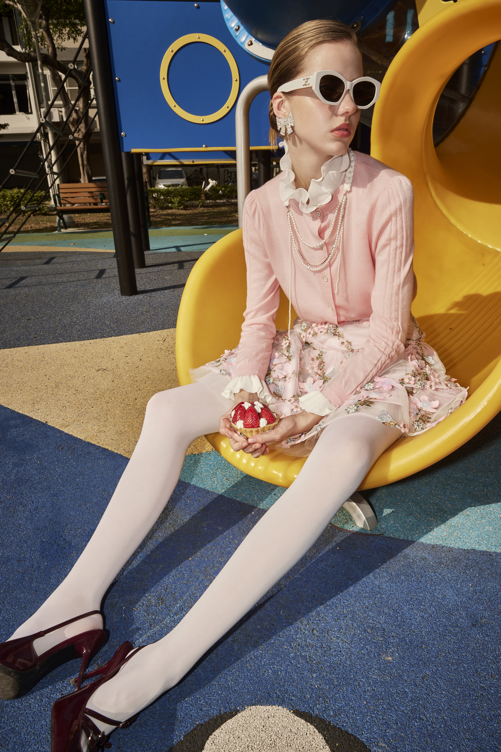 BE15235D1 法式層珠優雅假兩件式開襟衫 ( 2色 / 附項鍊 )