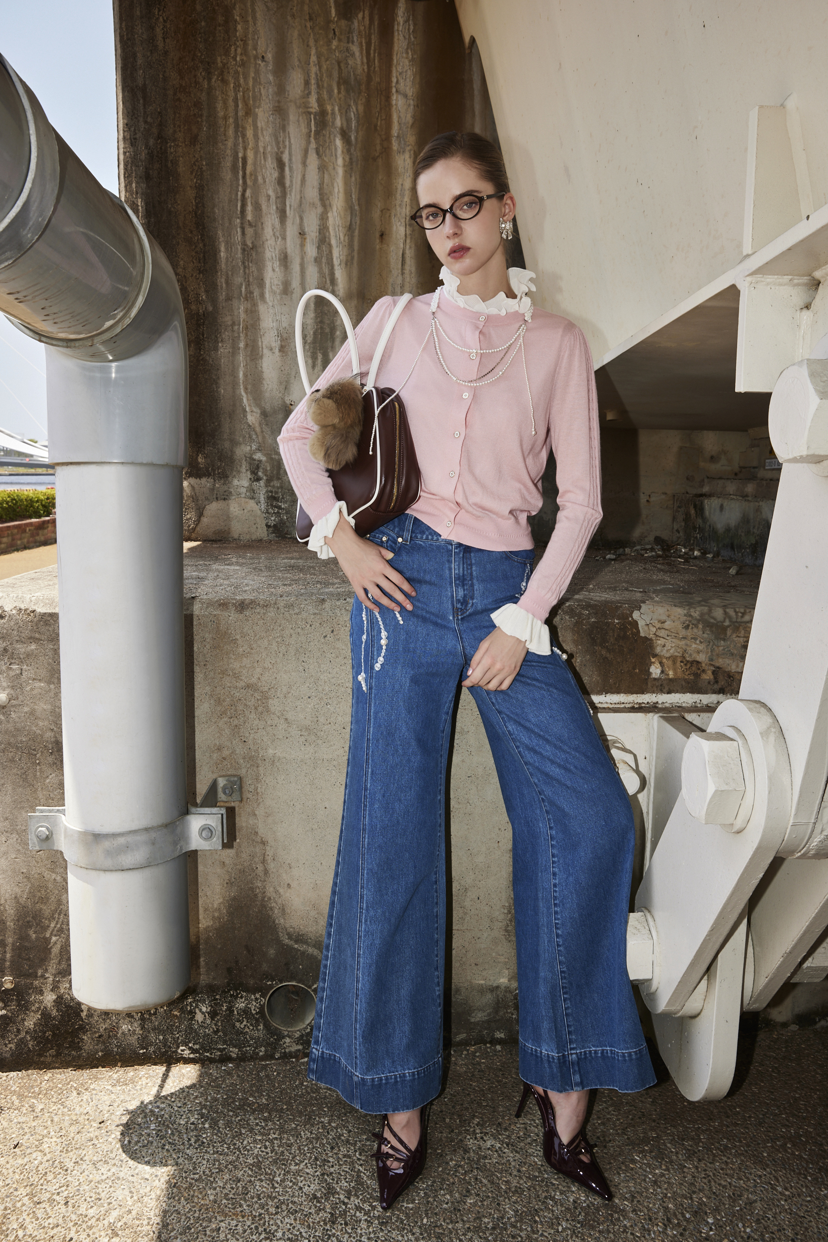 BE15235D1 法式層珠優雅假兩件式開襟衫 ( 2色 / 附項鍊 )