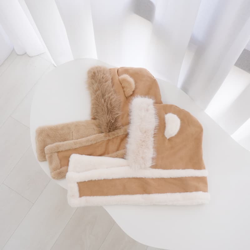 法朵Fado Shop｜韓系ins風 ꔫ:* 麂皮絨熊耳護耳帽 7964004 卡其/米白