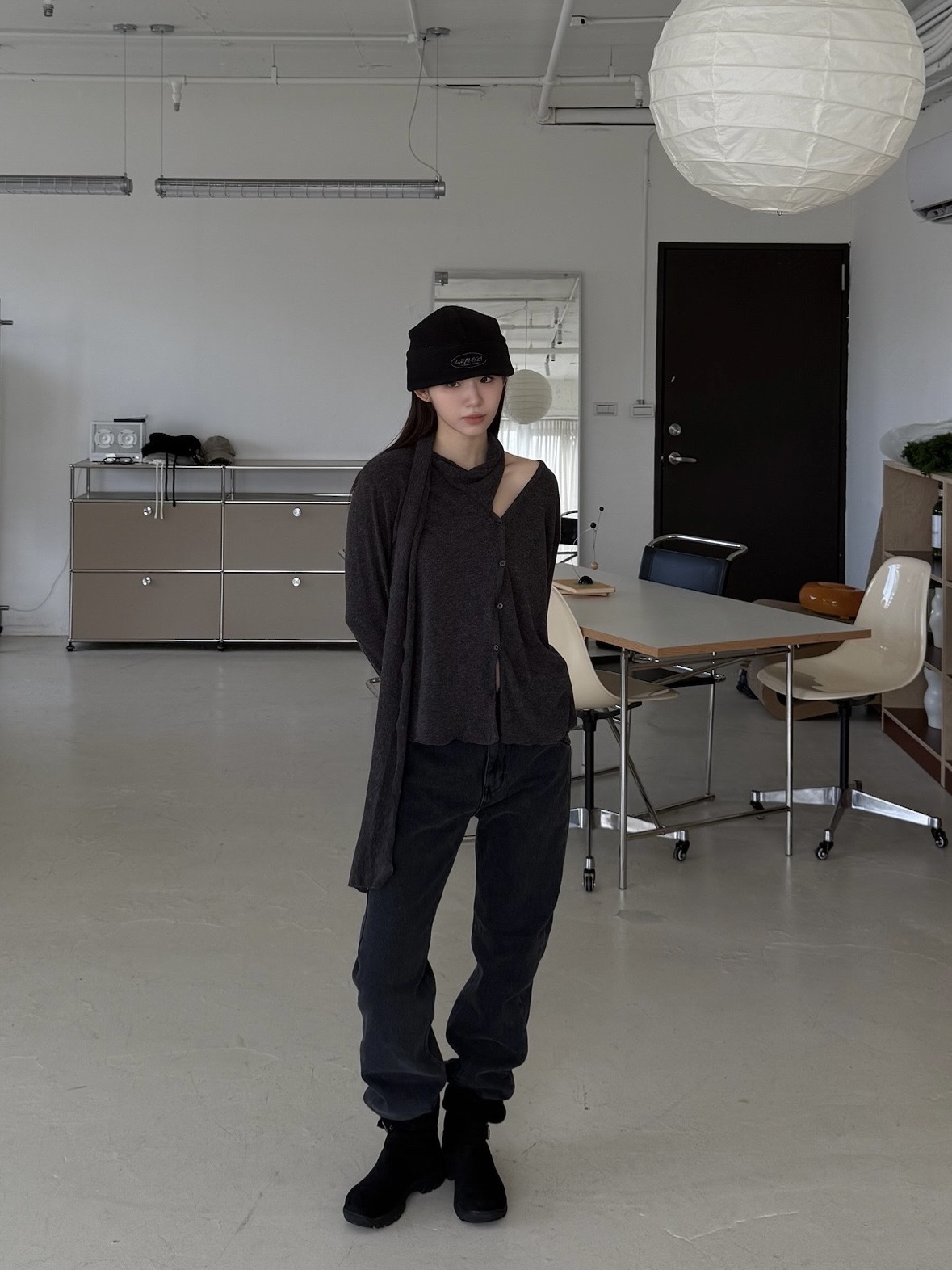 小v領排扣繞帶上衣(奶油白/霧灰)