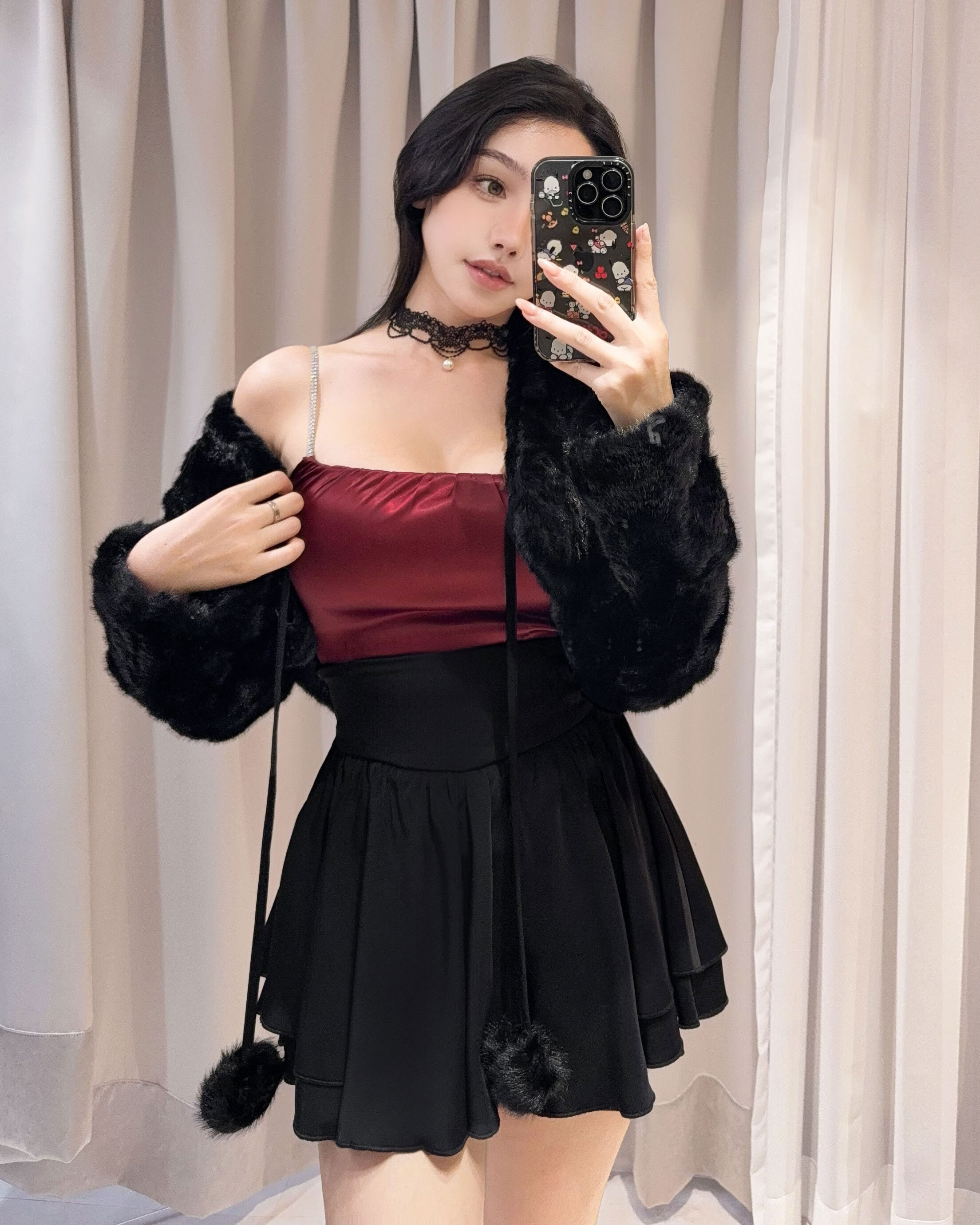 ⭒限量-名媛細肩水鑽抓皺緞面背心