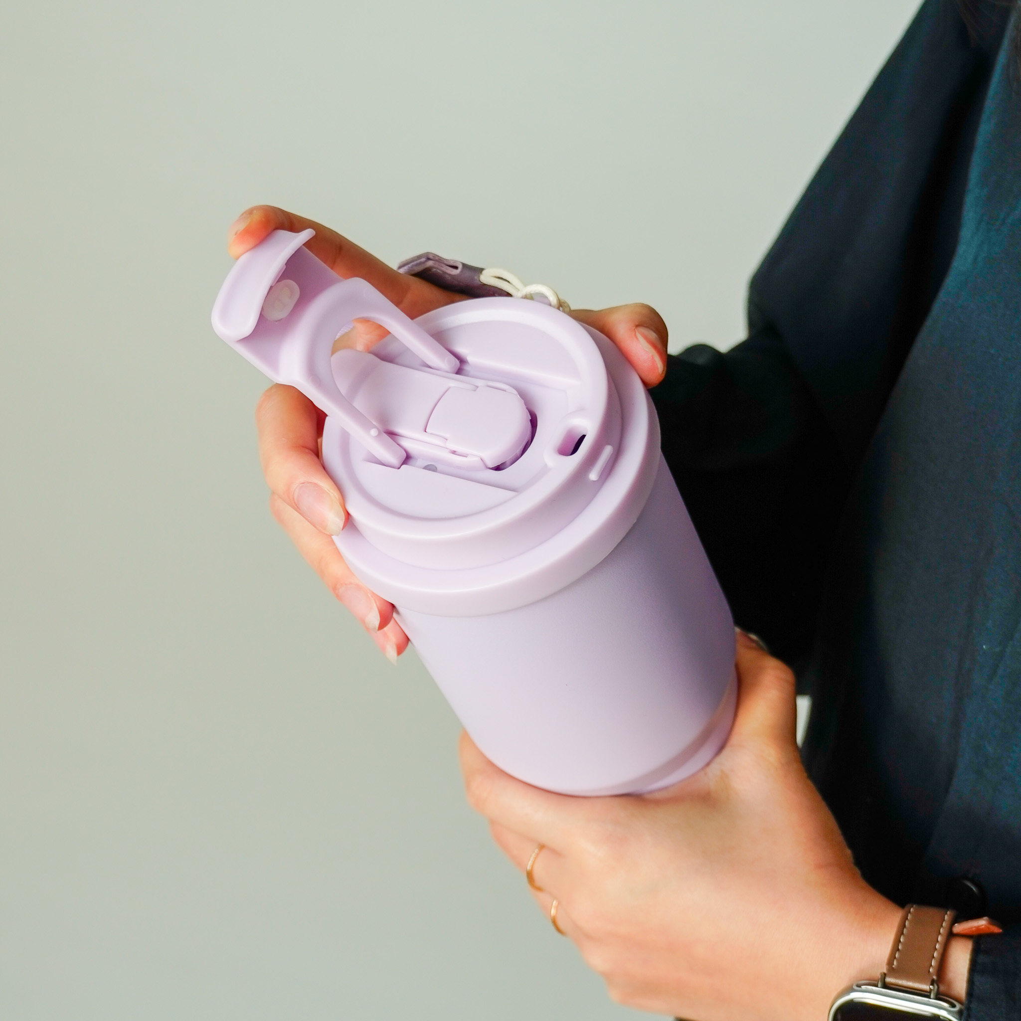 雙飲口不鏽鋼保溫杯 700ml 四色售