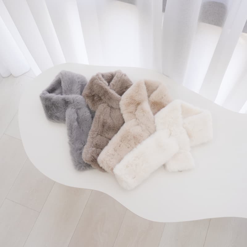 法朵Fado shop｜ 韓系ins風 ꔫ:* 兔絨毛柔暖圍脖 7974003 四色