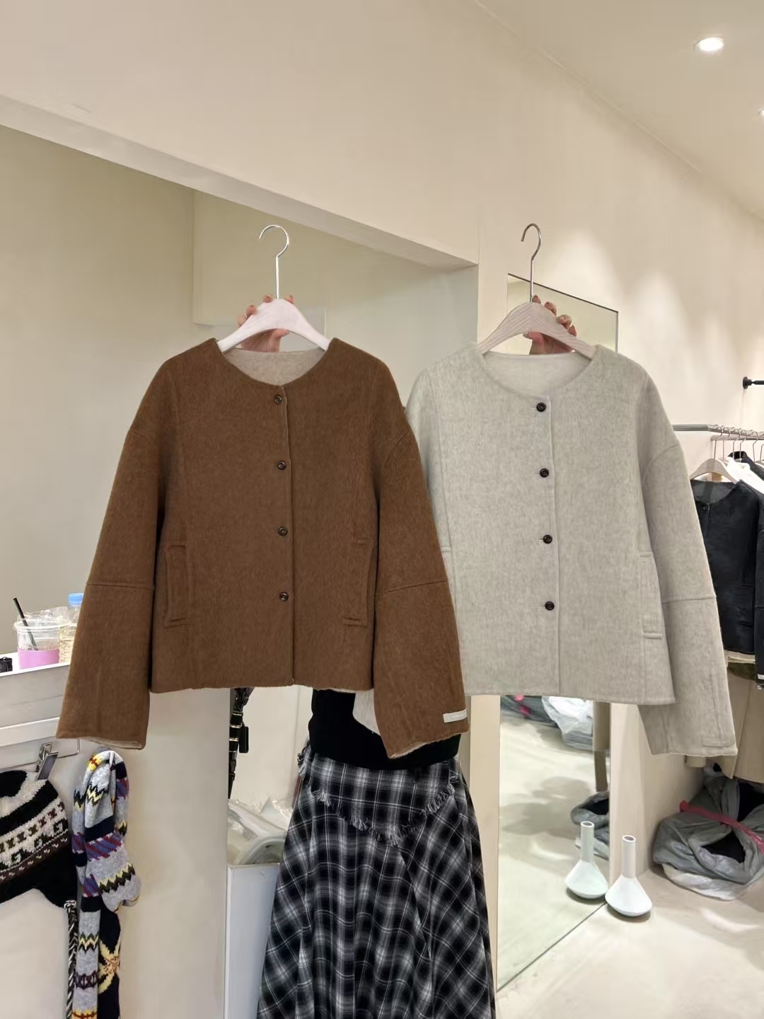 CB5328 小圓領車線鈕扣外套