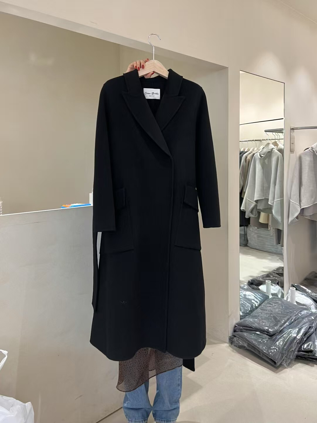 CB5342 排釦手工羊毛長風衣 *優惠碼不適用*