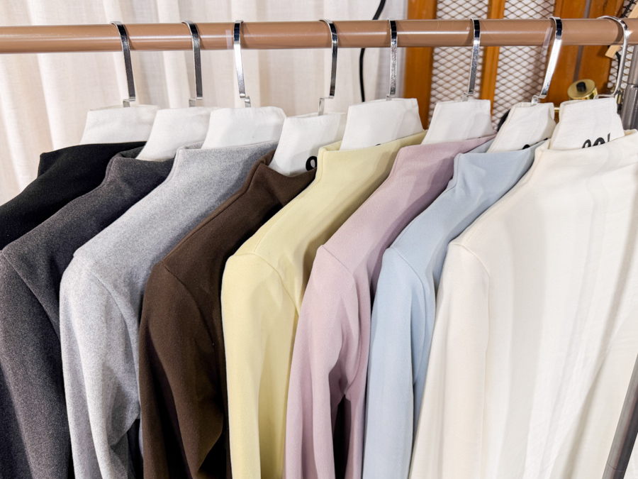 開倉低至半價😱FINALSALE📣【多買多優惠】企領 絨絨料TOP【不設退換】