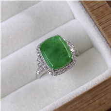 1218GZ152-翡翠GZ-18K白圍鑲方戒（C152）
