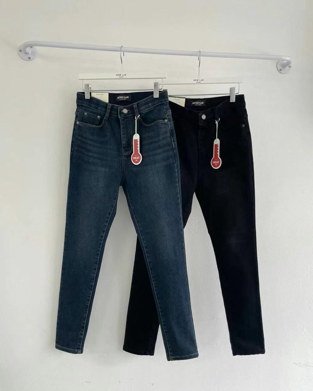 HL2552 冬季新款!發熱鉛筆款刷薄毛牛仔褲 *特價*