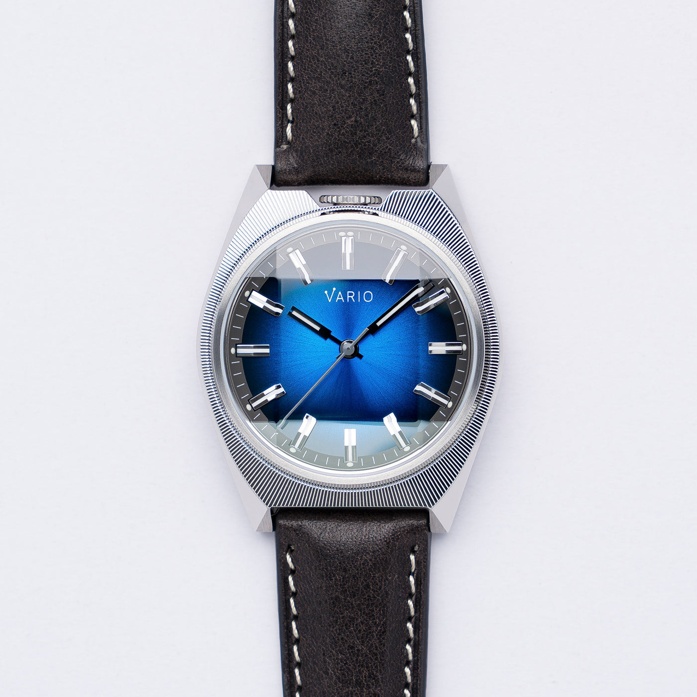 Vario - Futurist Watch Sunburst Blue Fume Watch