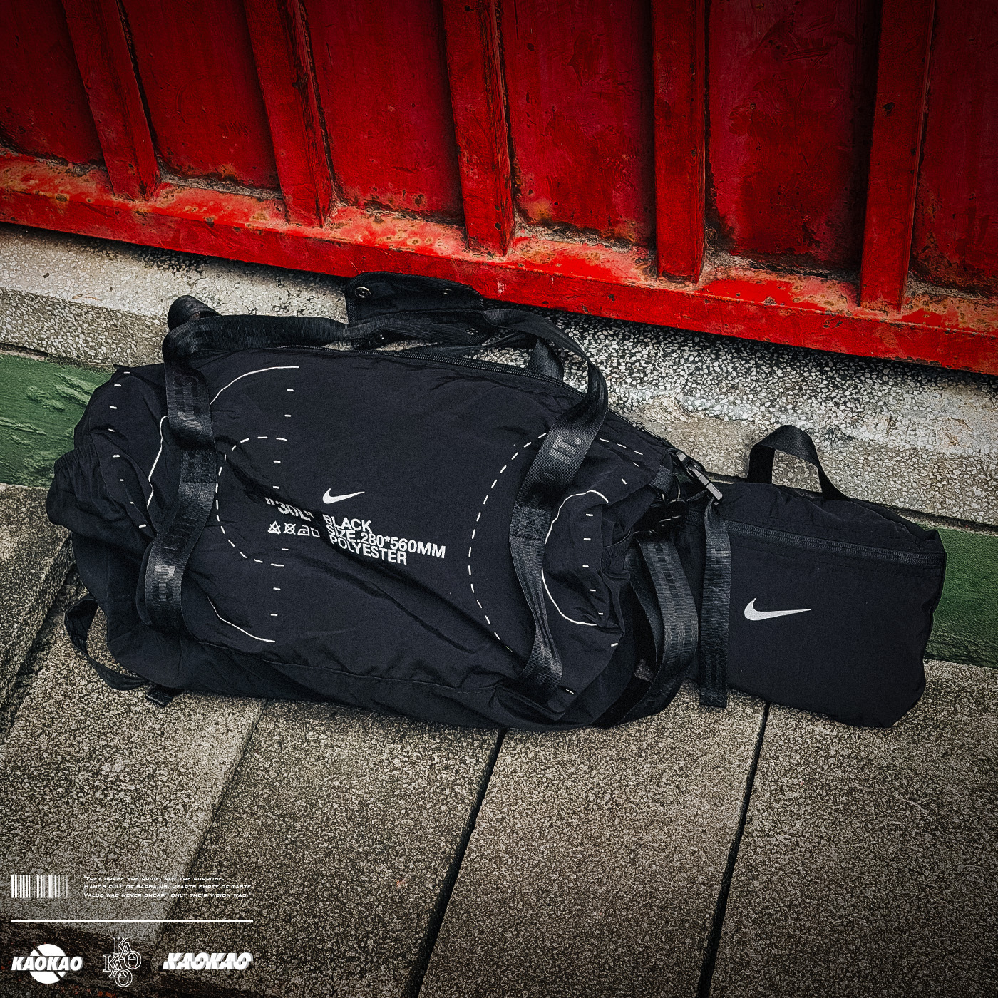 現貨 NIKE JUST DO IT. 防潑水 可收納 側背球員包 30L【BG050-010A】