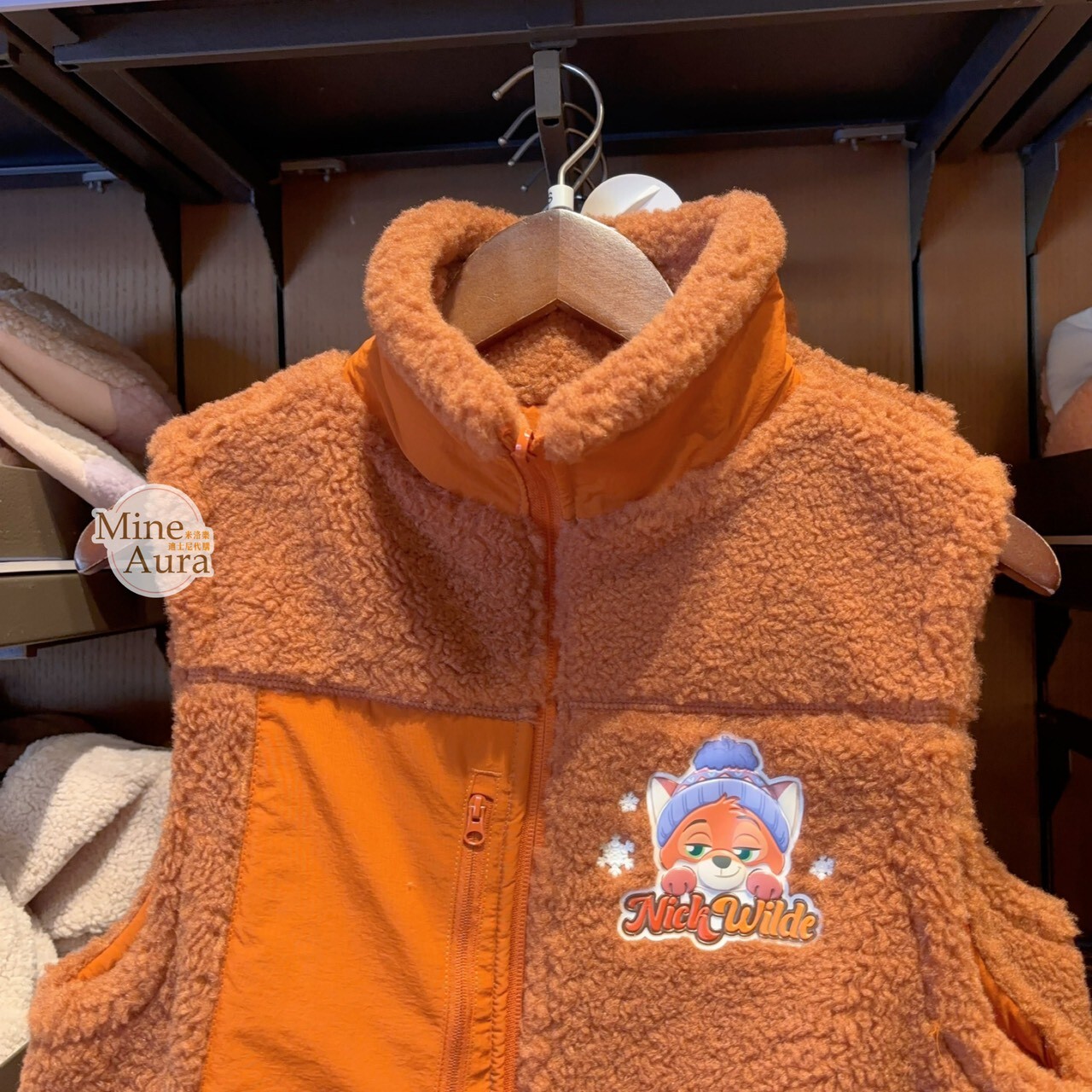 2025 冬日 動物方城市 Zootopia 胡尼克 Nick 狐狸 圖案 連帽 保暖 馬甲 背心 -上海迪士尼樂園
