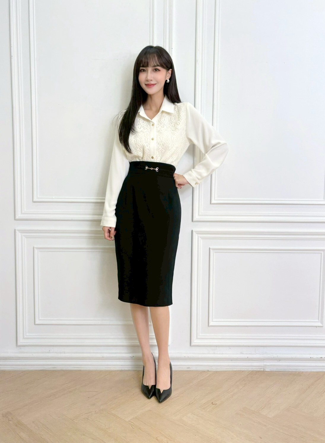 蕾絲雕花金釦襯衫