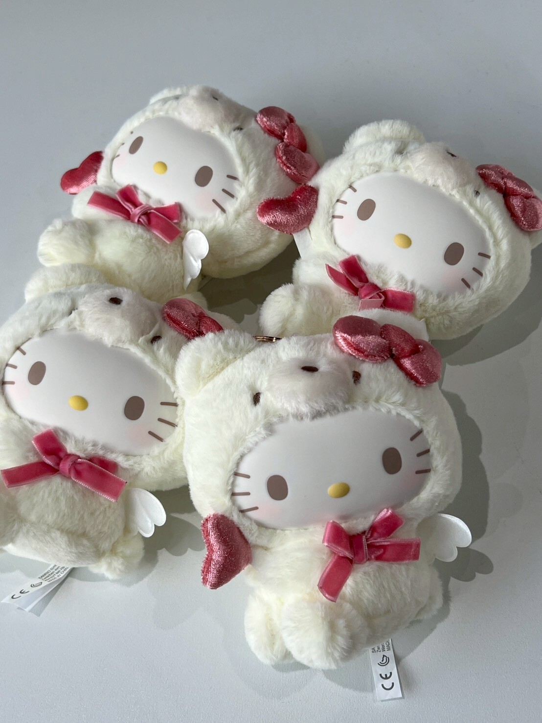 Hello Kitty 限定款 大隻 白熊毛毛吊飾 娃娃