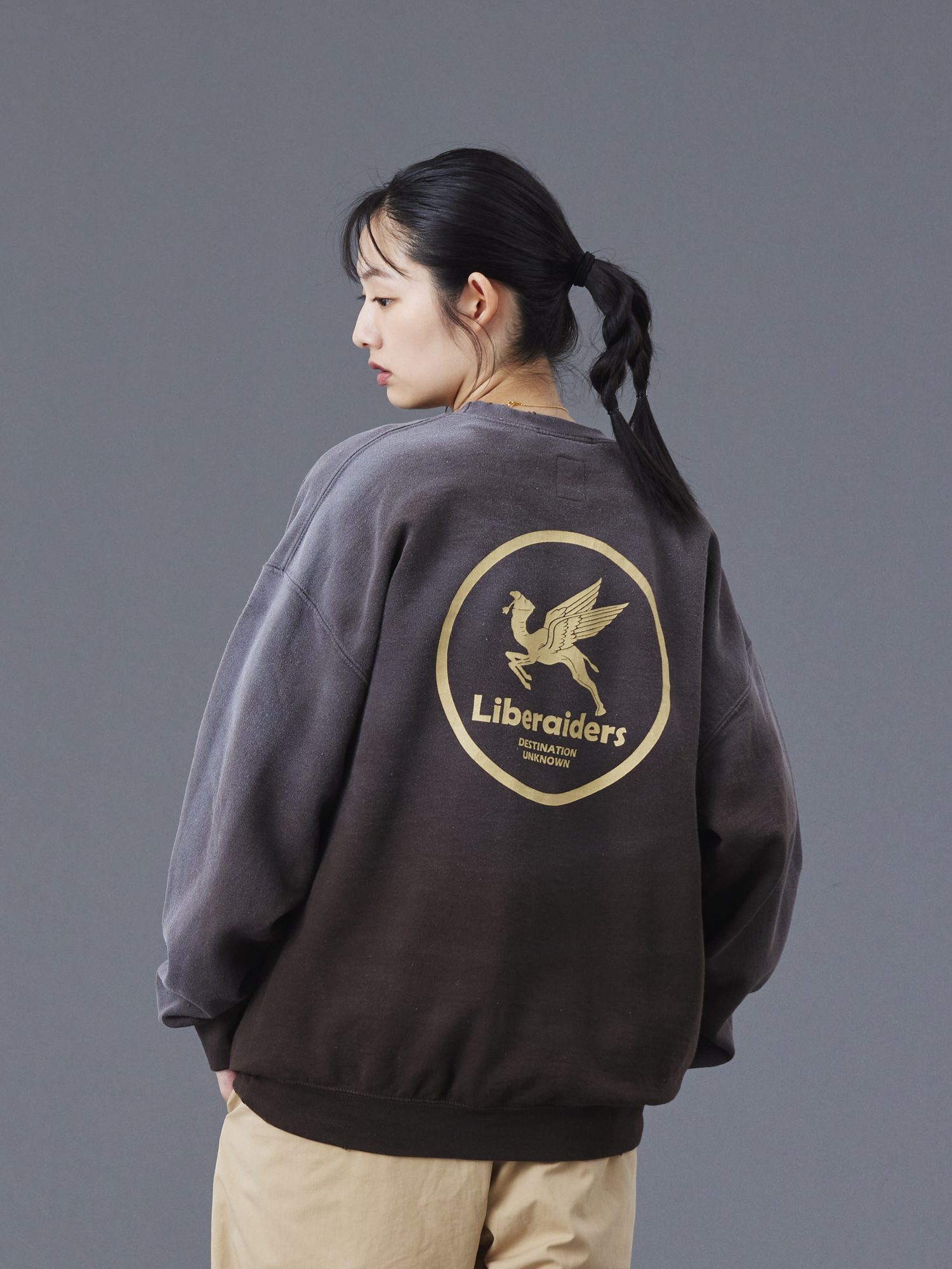 LIBERAIDERS CIRCLE LOGO CREWNECK 773152503 BRN