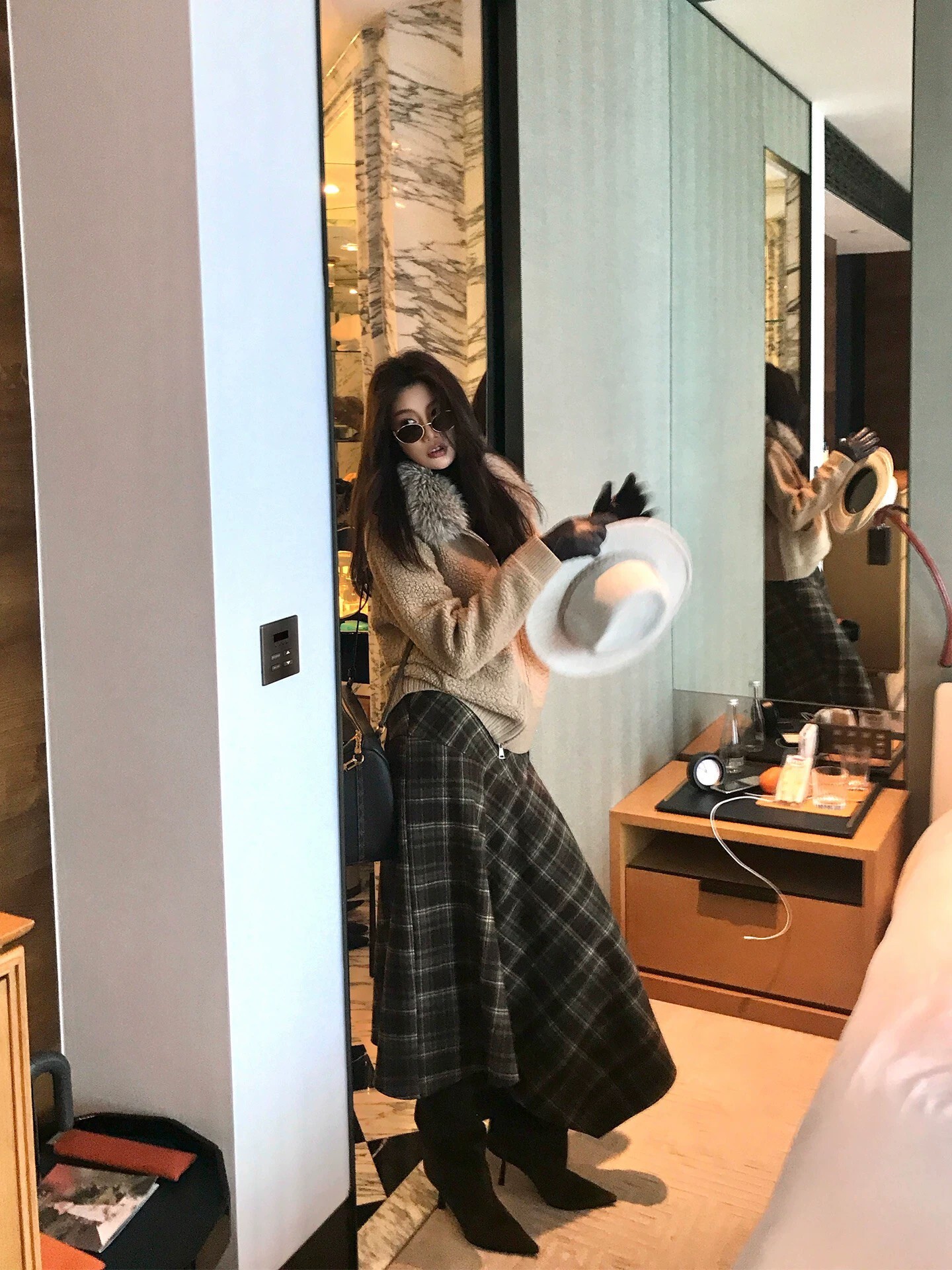 黑杏配色格紋不規則裙擺A字長裙-S-L (Elegant & Love)