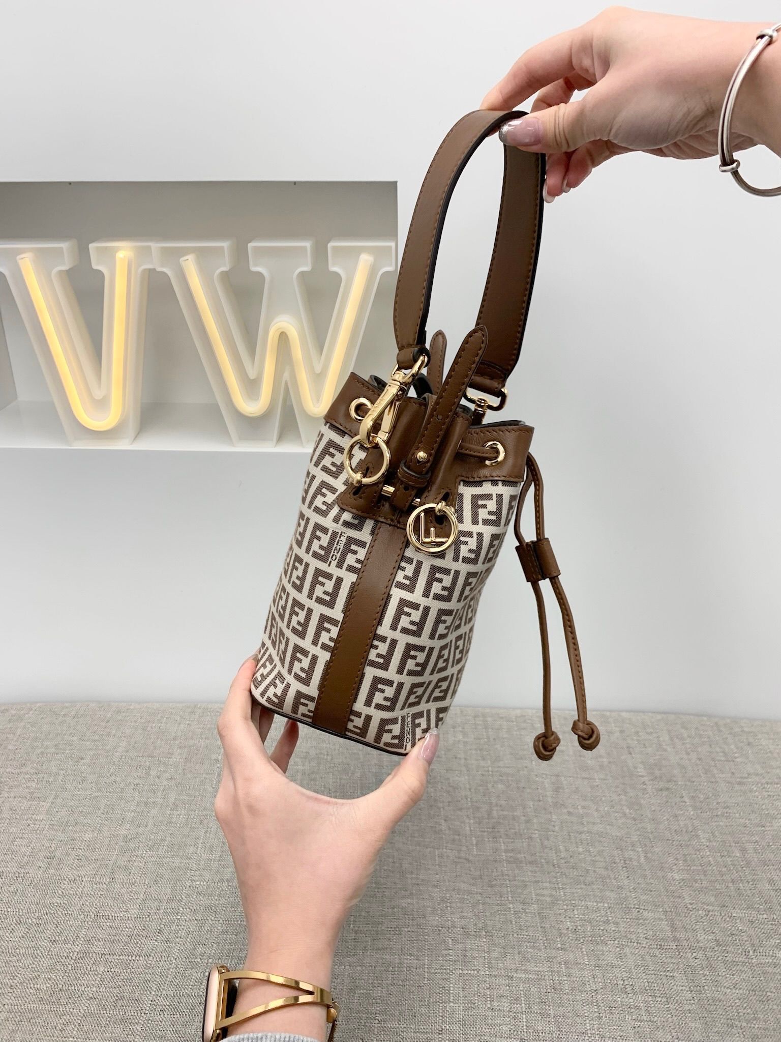 Sale Fendi Mini Mon Bucket