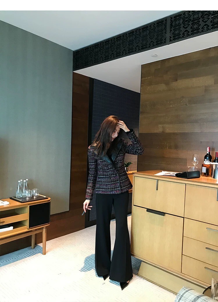 黑色皮革領片軟呢格紋小香外套-S-L (Elegant & Love)